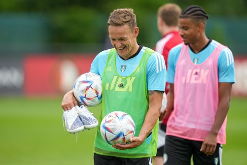 Twee openbare trainingen na terugkomst in Nederland