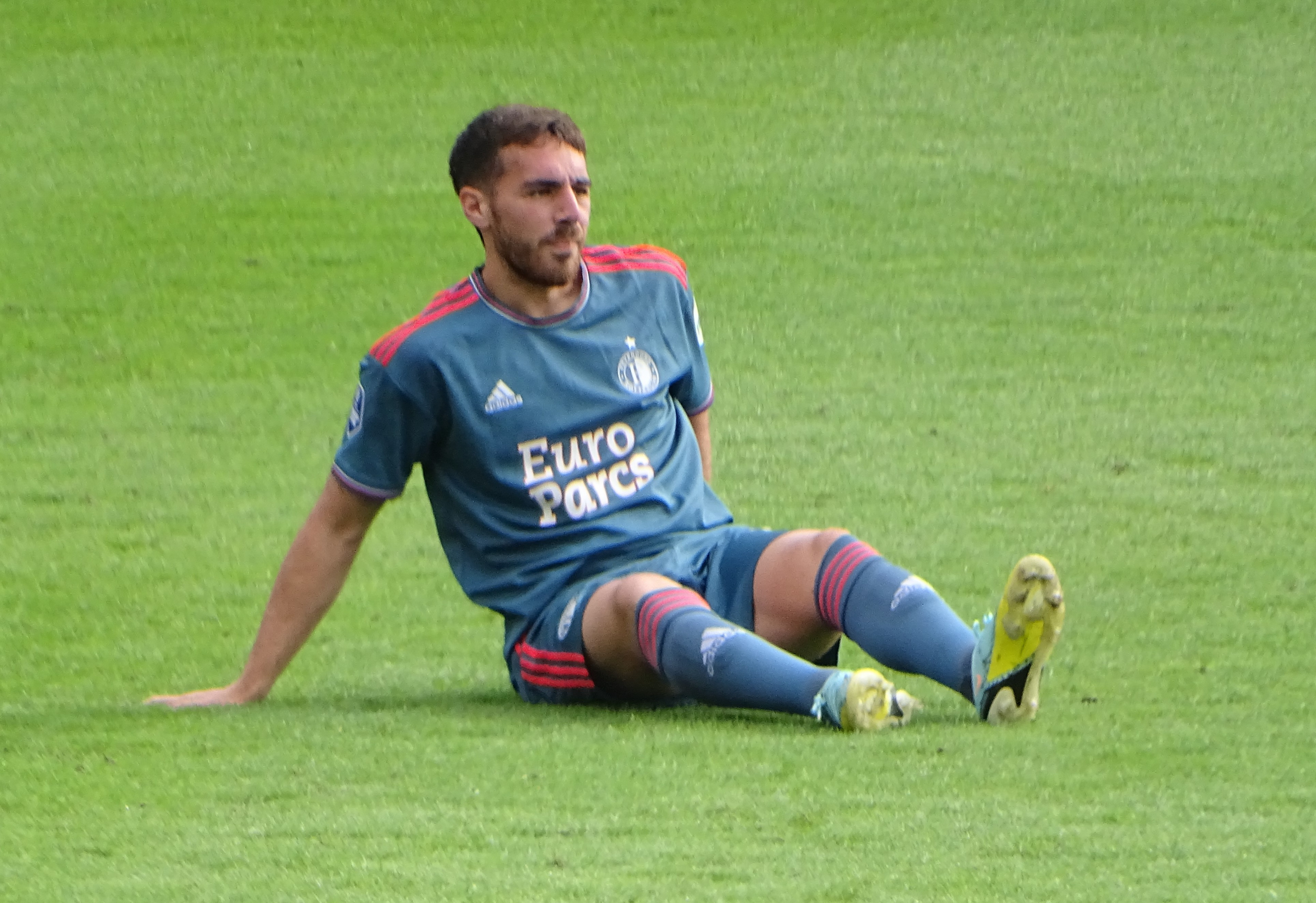 Update: Feyenoord reageert op discussie uitshirt