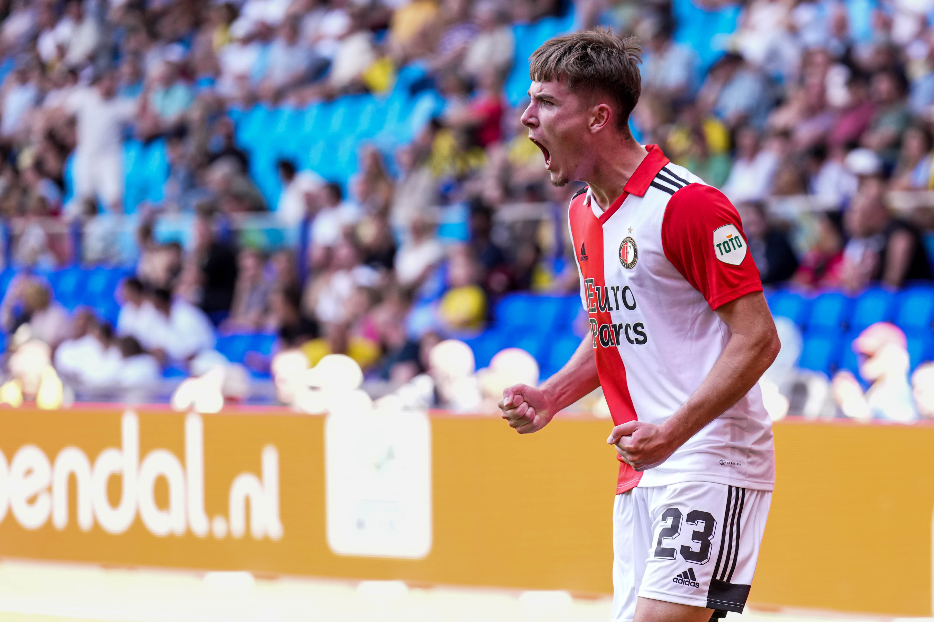 Feyenoord zet deur op een kier voor verhuur Wålemark