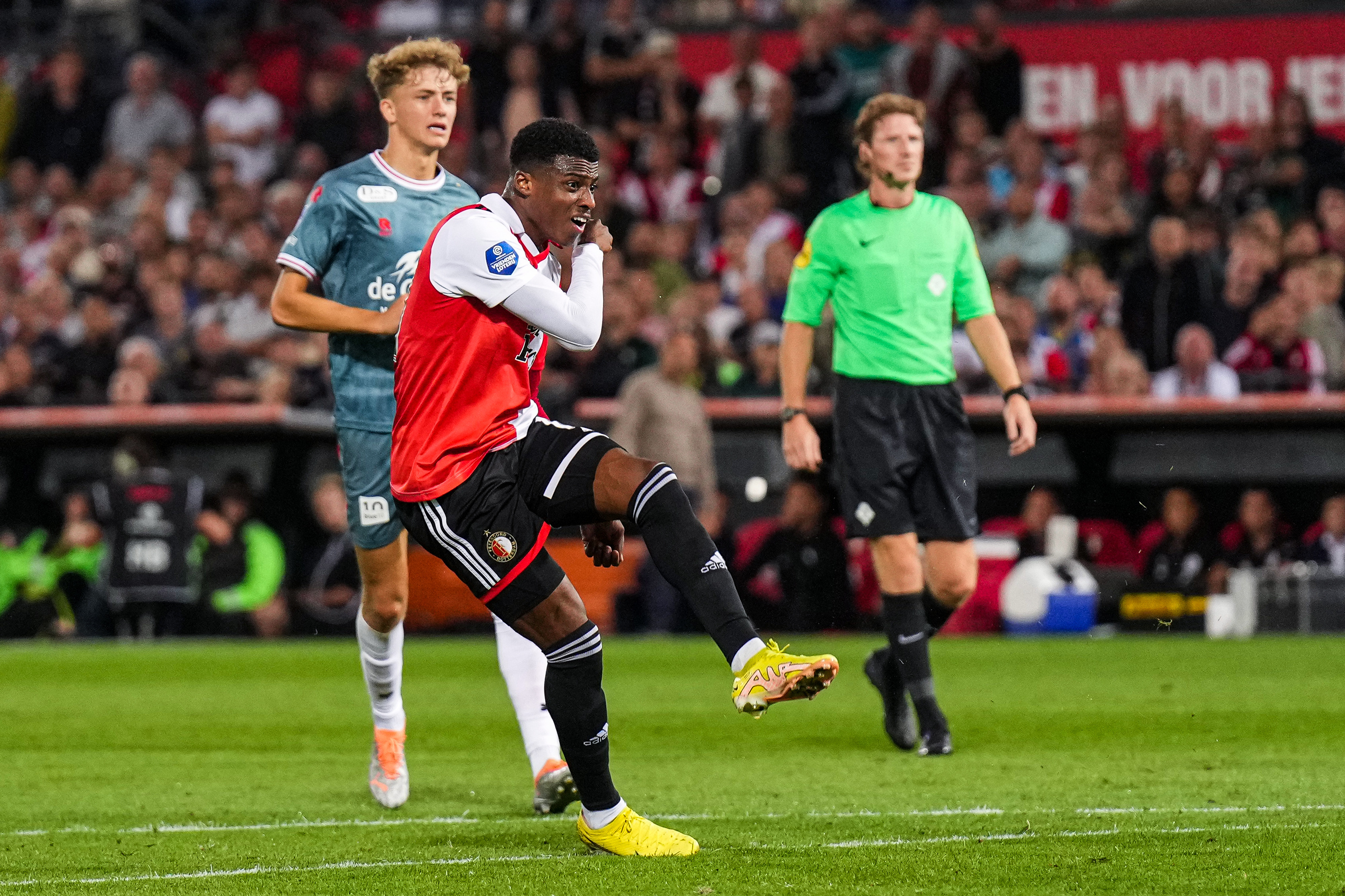 Dilrosun: "Dan voel je je niet fijn als je thuiskomt"