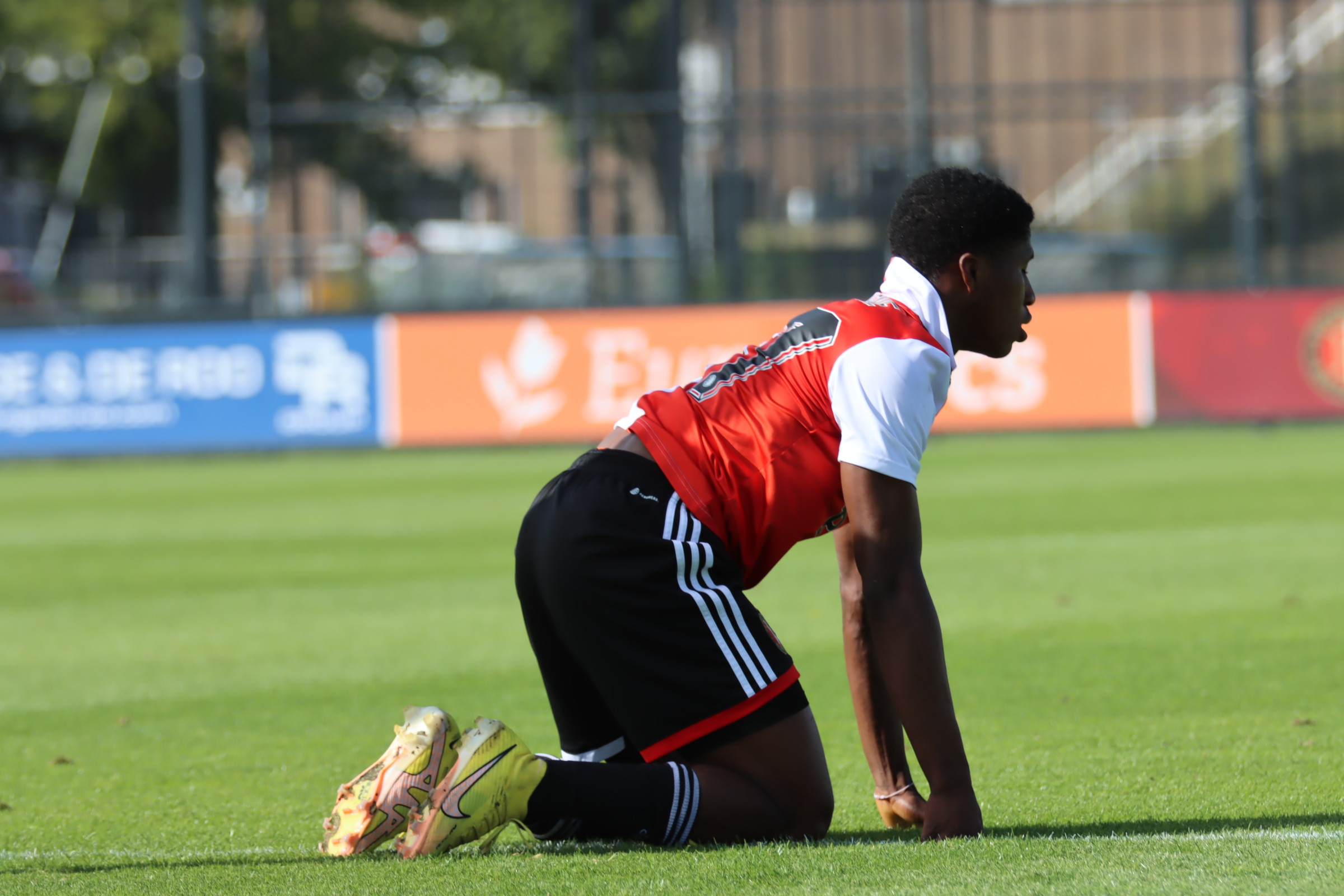 Valse start Feyenoord O21 in voorjaarspoule