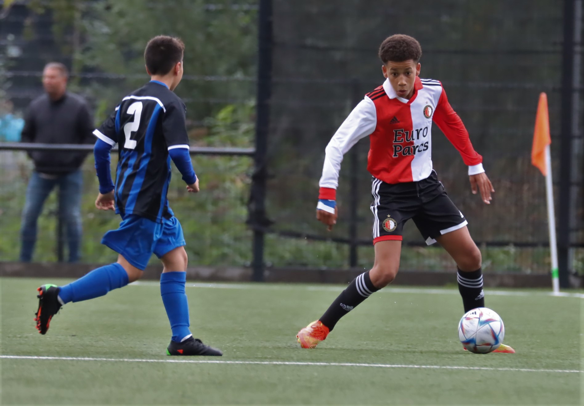 Feyenoord O13 wint met 6-0 van Alphense Boys O13