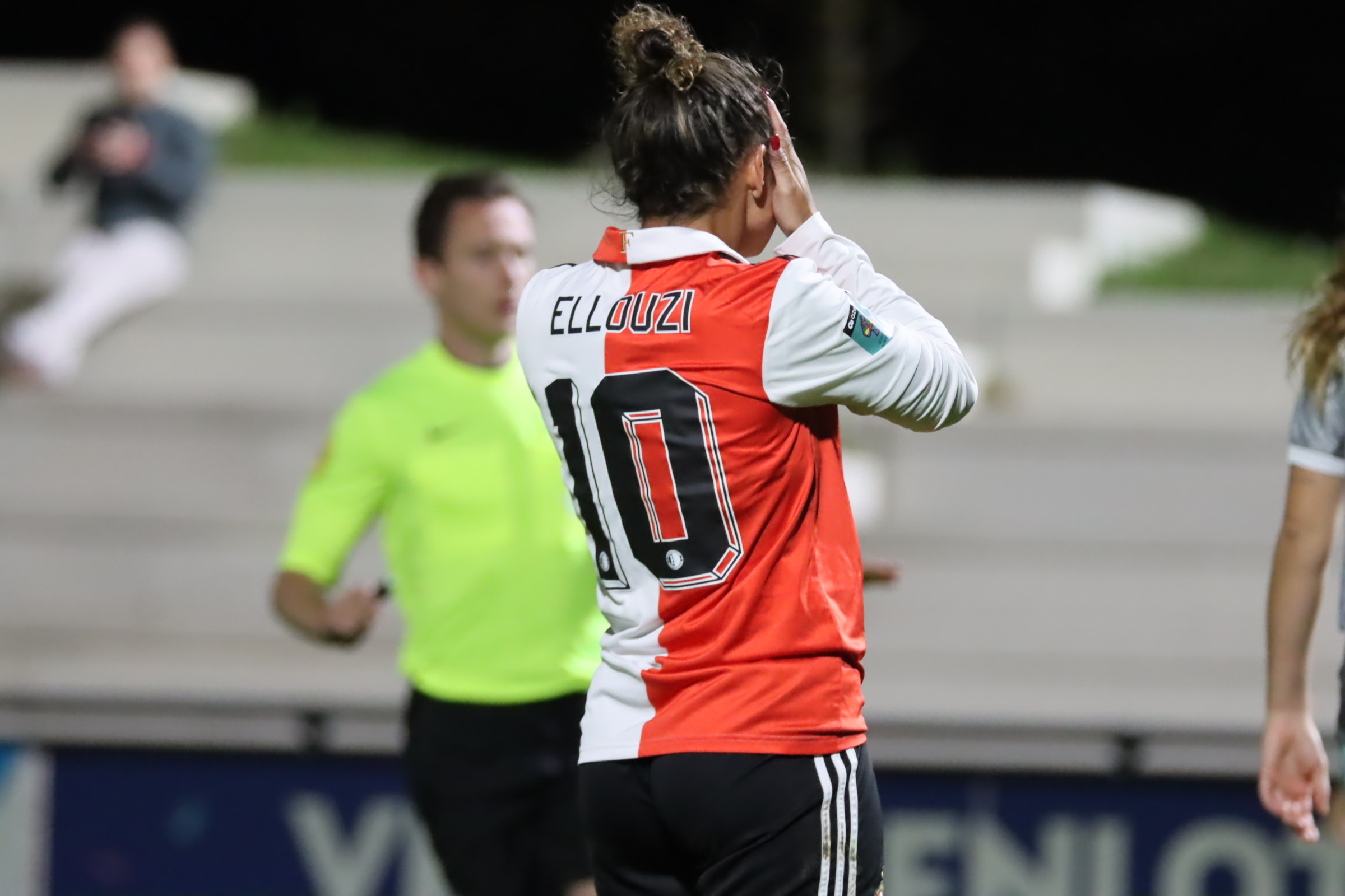 Feyenoord V1 onderuit tegen sc Heerenveen [video]