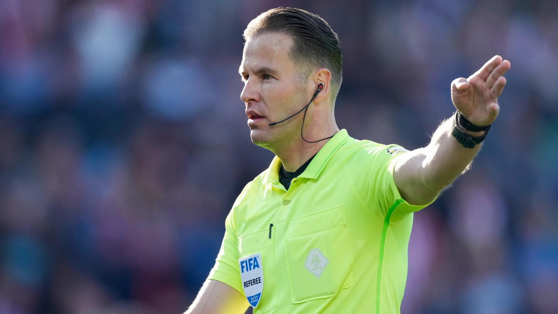 Topper tegen PSV onder leiding van Makkelie