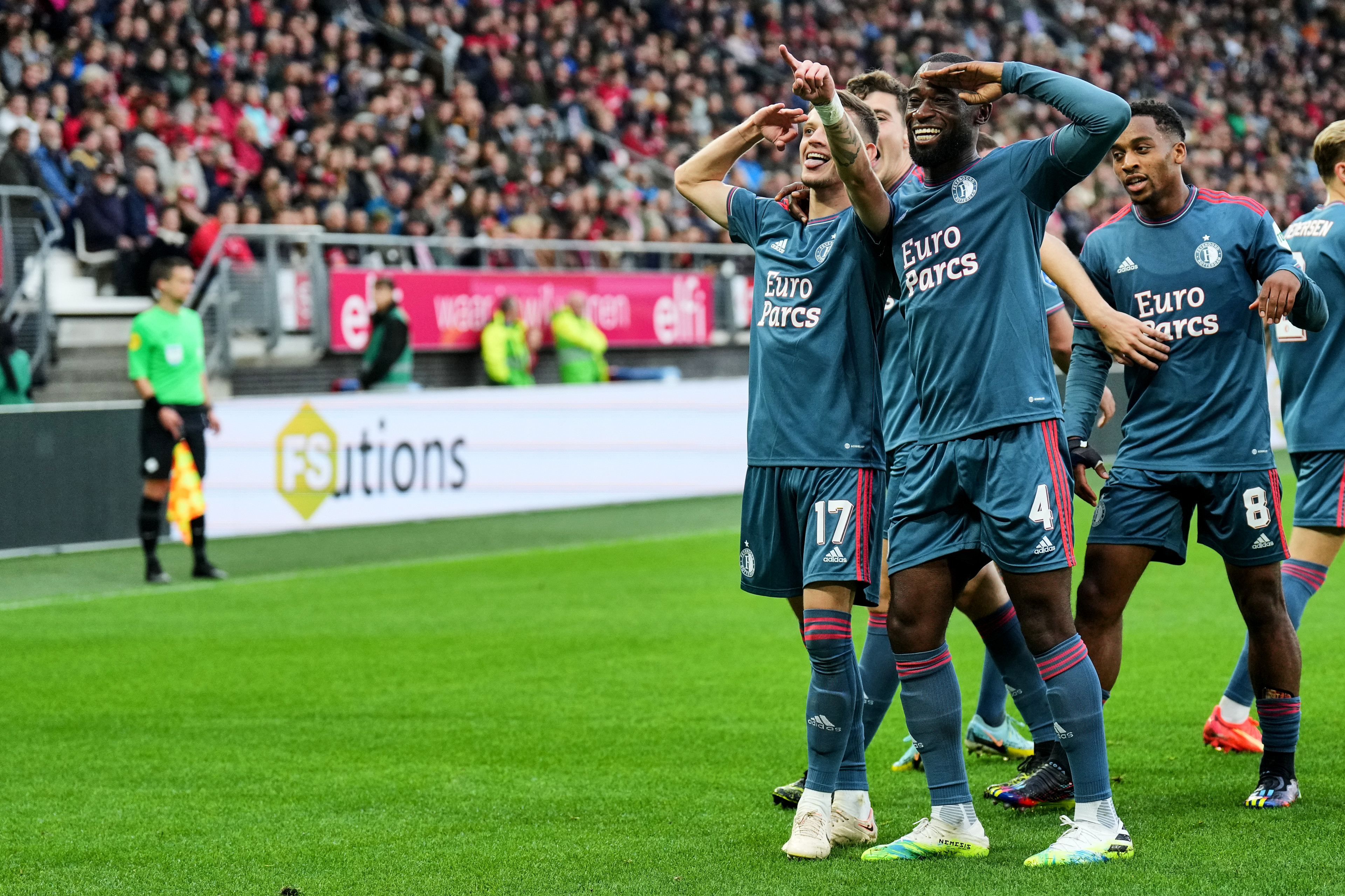 Samenvatting AZ - Feyenoord (1-3)