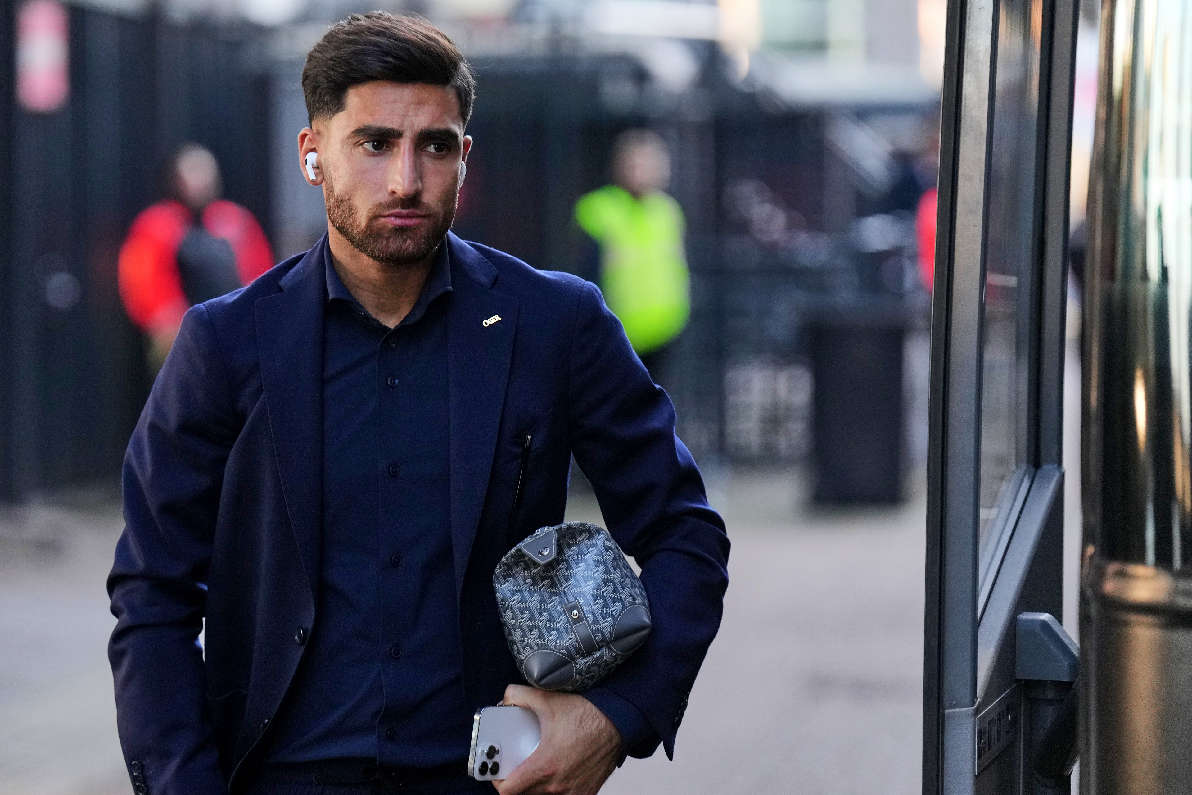 Feyenoord zegt contracten Jahanbakhsh en Lamprou formeel op
