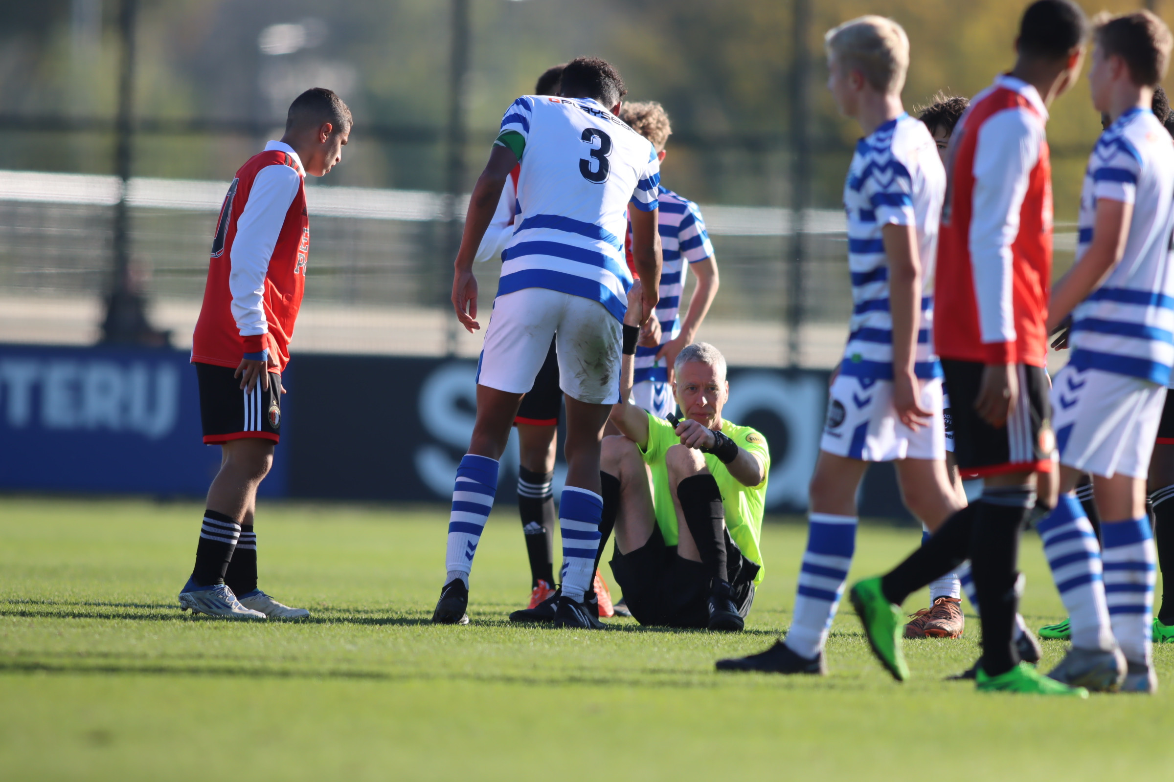 jim-breeman-sports-photography-feyenoord-o16-de-graafschap-o16-9-3-30