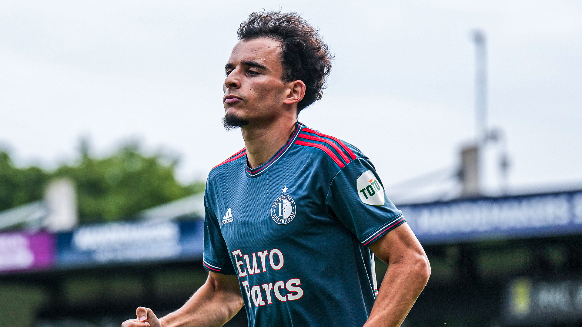 Mohamed Taabouni gepresenteerd bij Al-Arabi