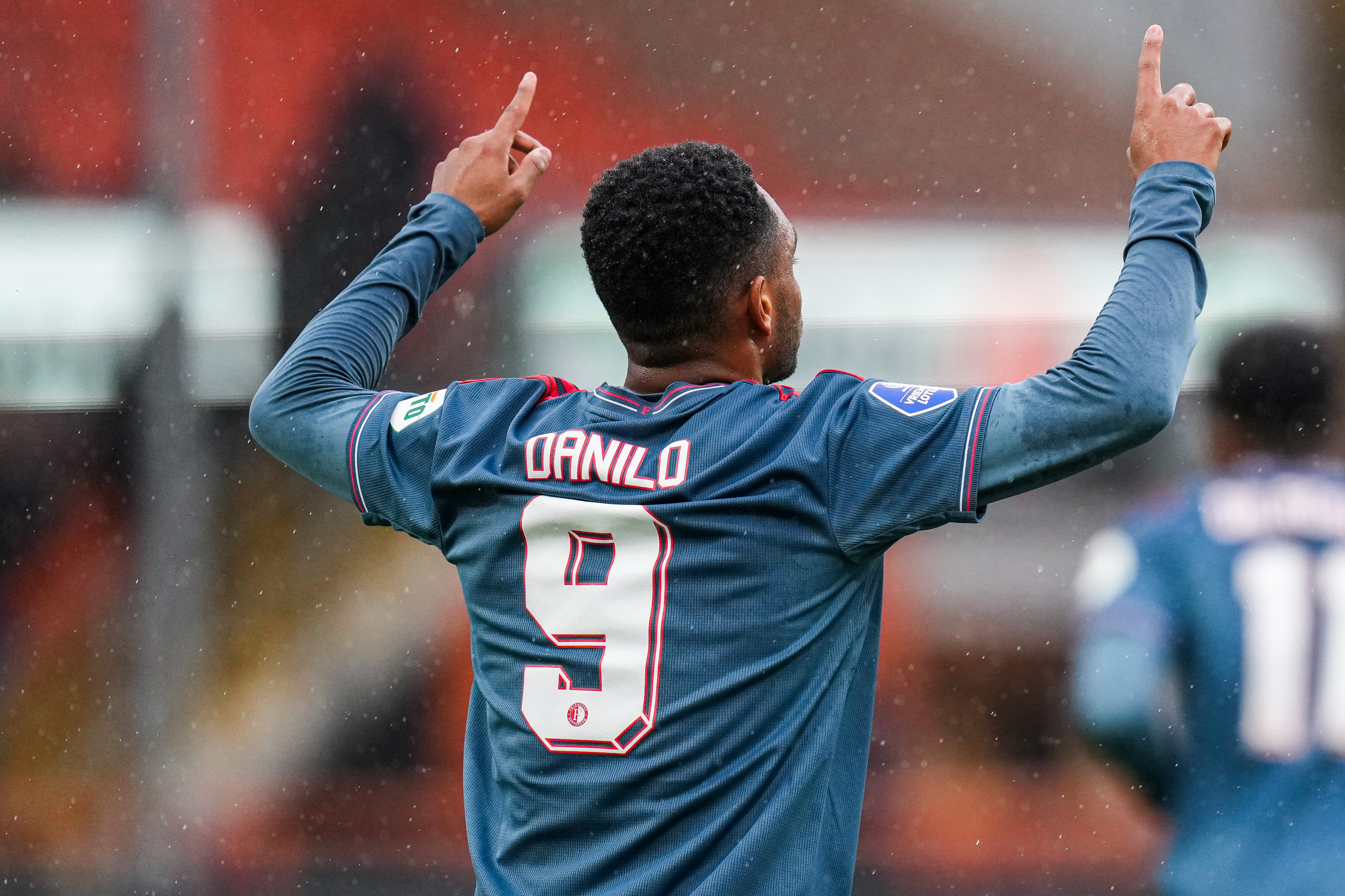 'Rangers en Feyenoord nog altijd in contact over transfer'