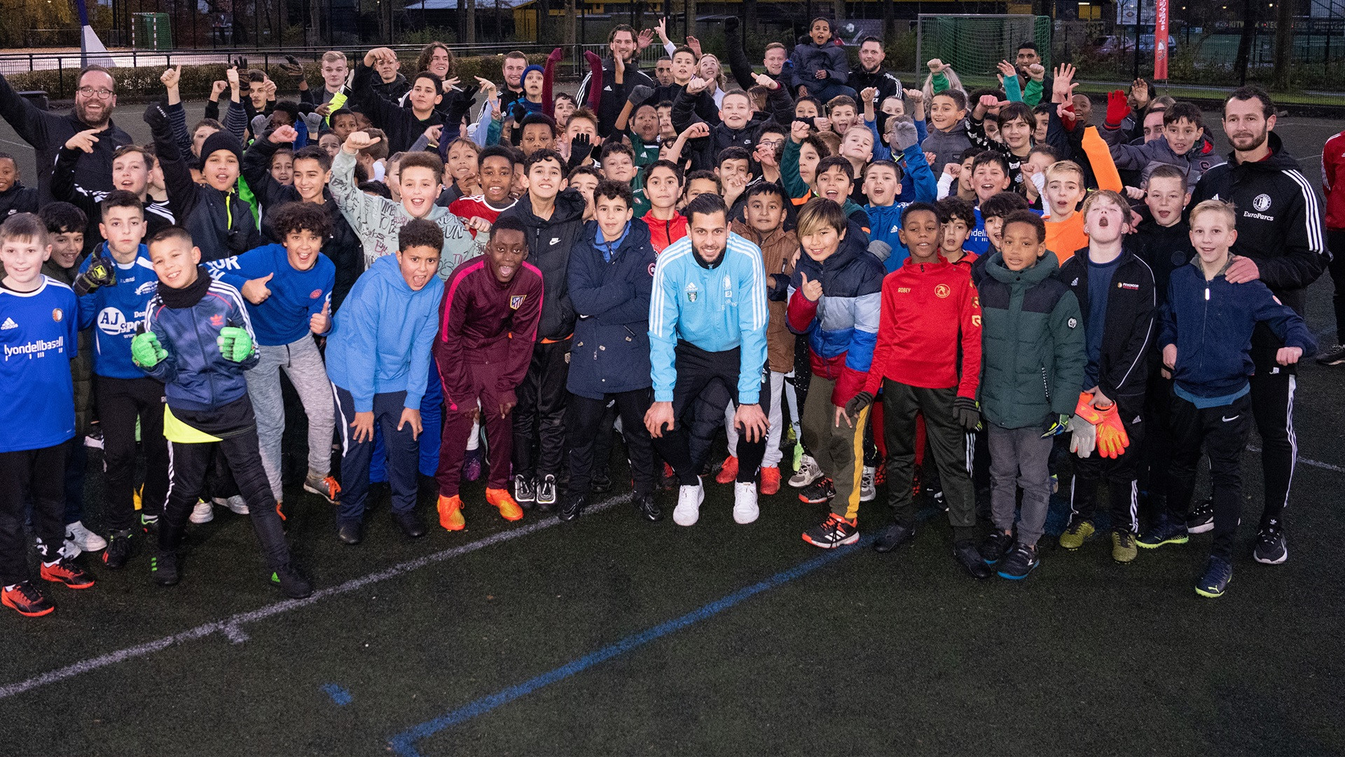 Dávid Hancko steelt de show tijdens Feyenoord Street League