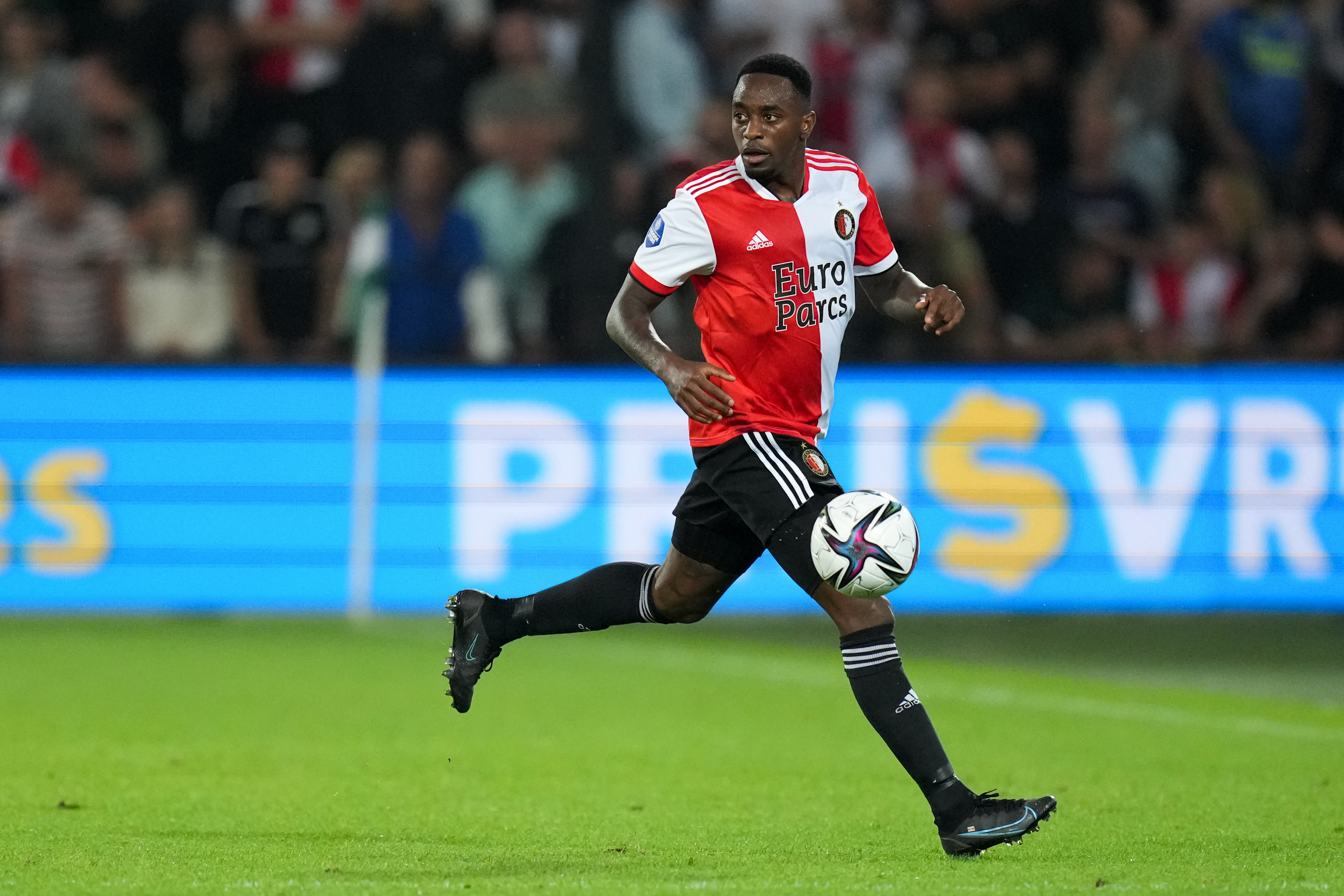 Genoa maakt werk van Ridgeciano Haps