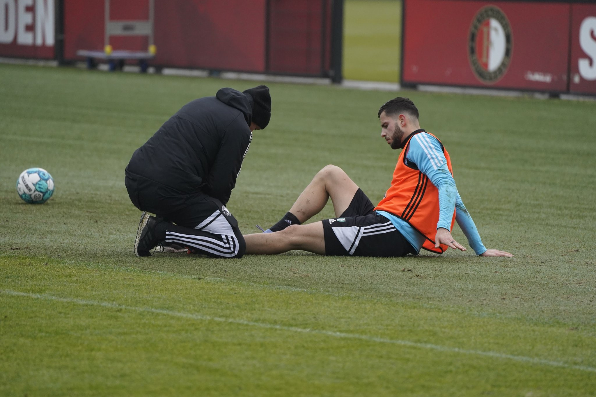 Jahanbakhsh en Trauner afwezig op training + UPDATE: Hancko verlaat ...