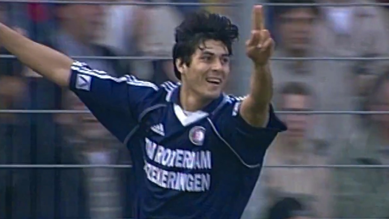Castore brengt Feyenoord donkerblauw uittenue