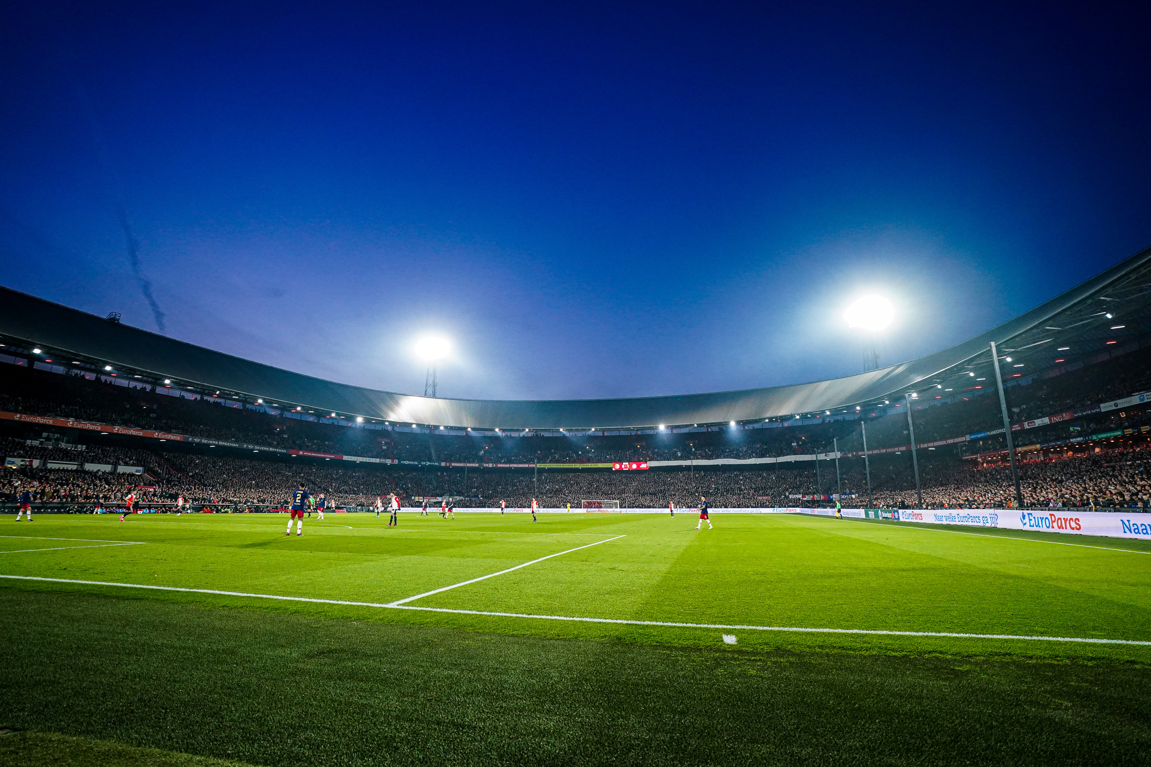 Feyenoord sluit vak Z tegen AS Roma