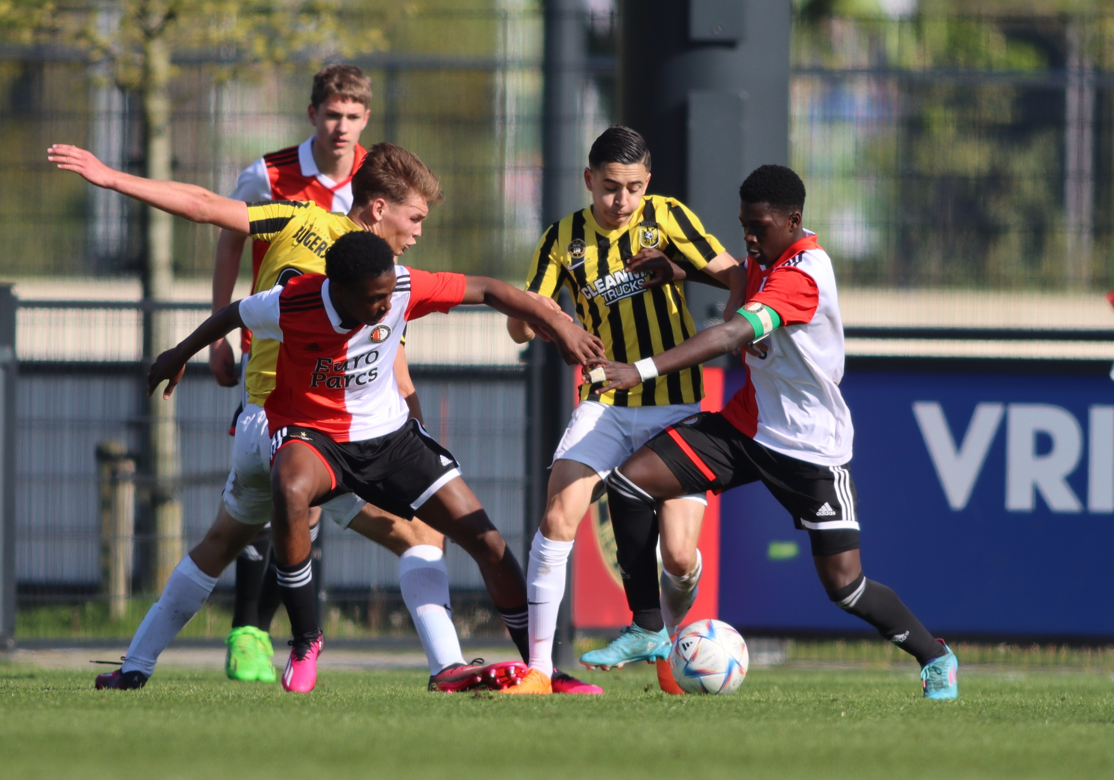 feyenoord-o16-vitesse-o16-0-0-2-4-na-strafschoppen-jim-breeman-sports-photography-48