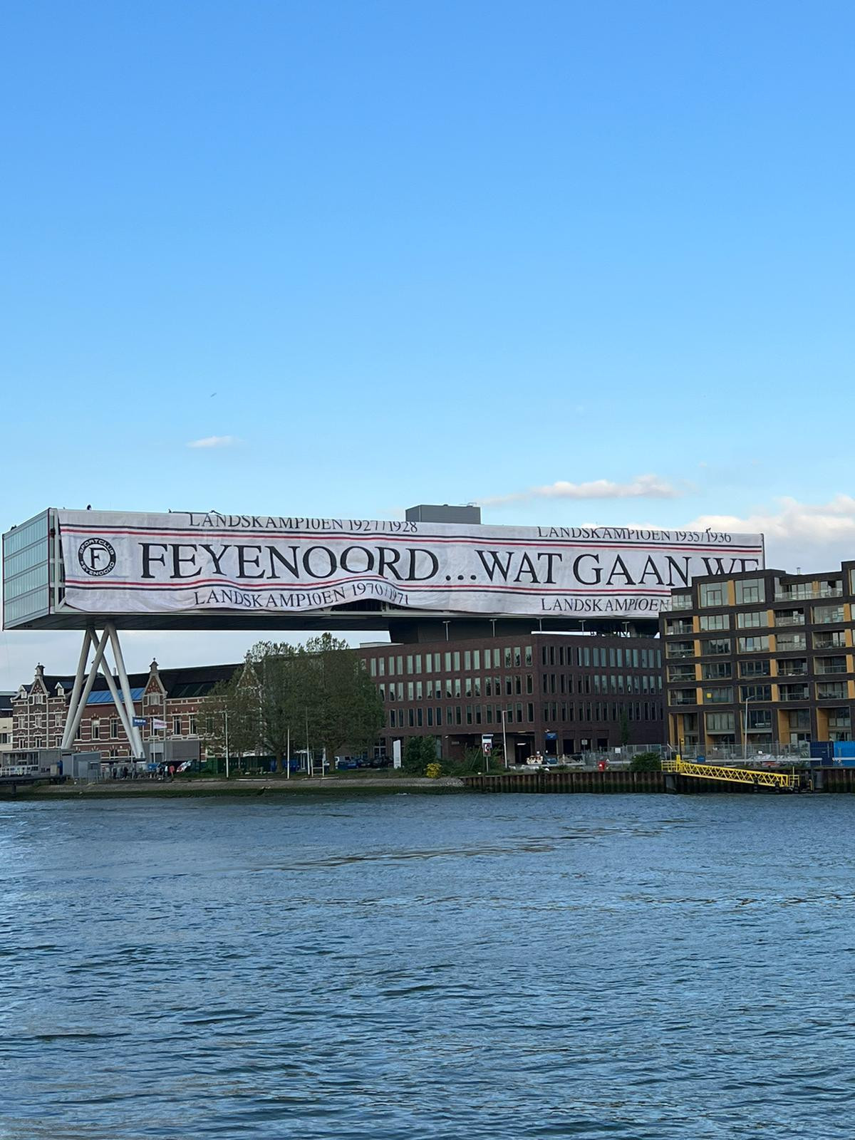 FRFC komt met documentaire over grootste spandoek van Nederland