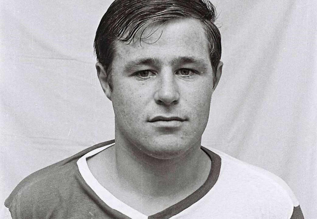 Feyenoord herdenkt Rinus Israël bij Openingswedstrijd