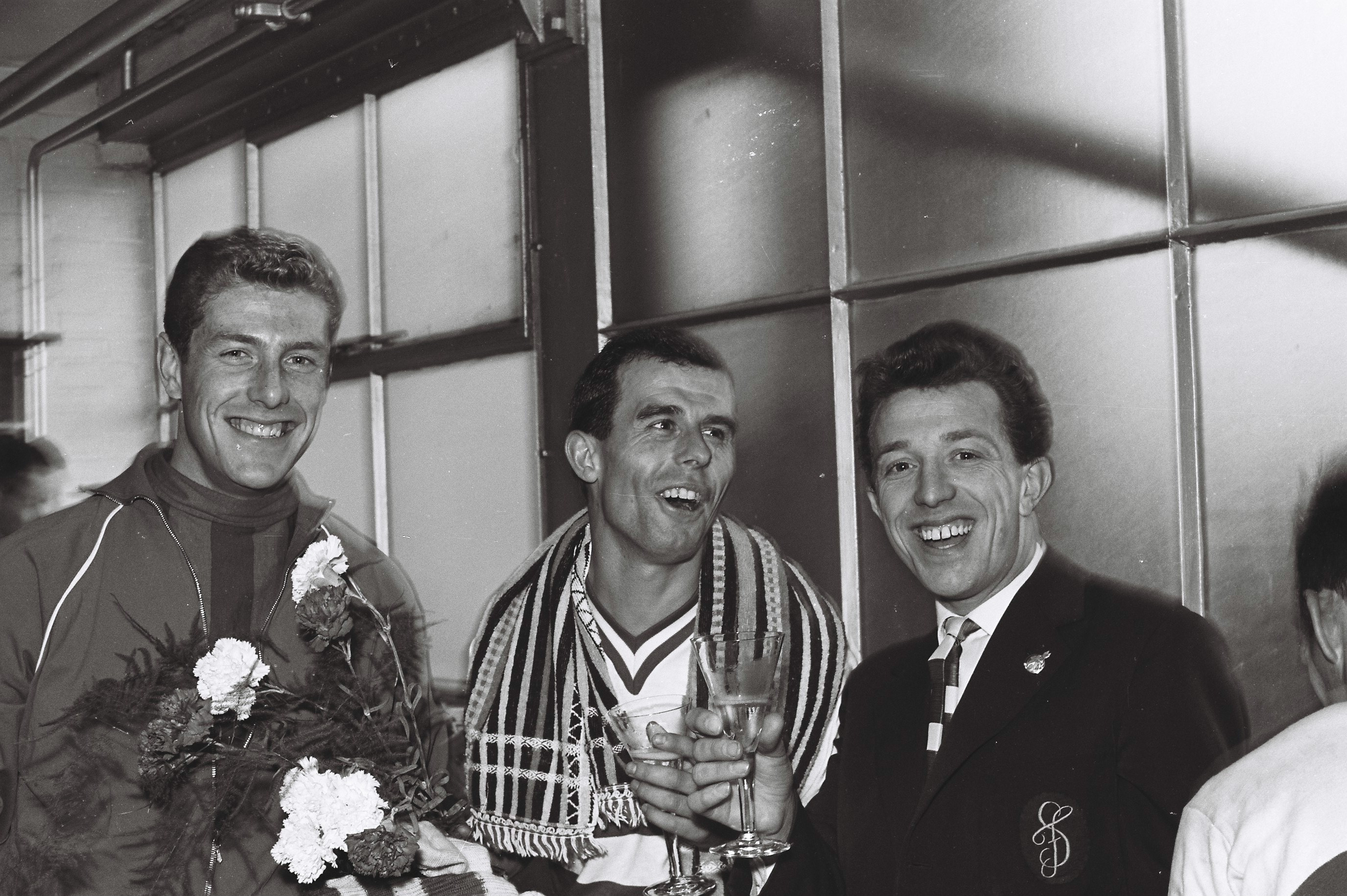 61020-1961-05-28-feye-rapid-jc-2-1-kampioen-29