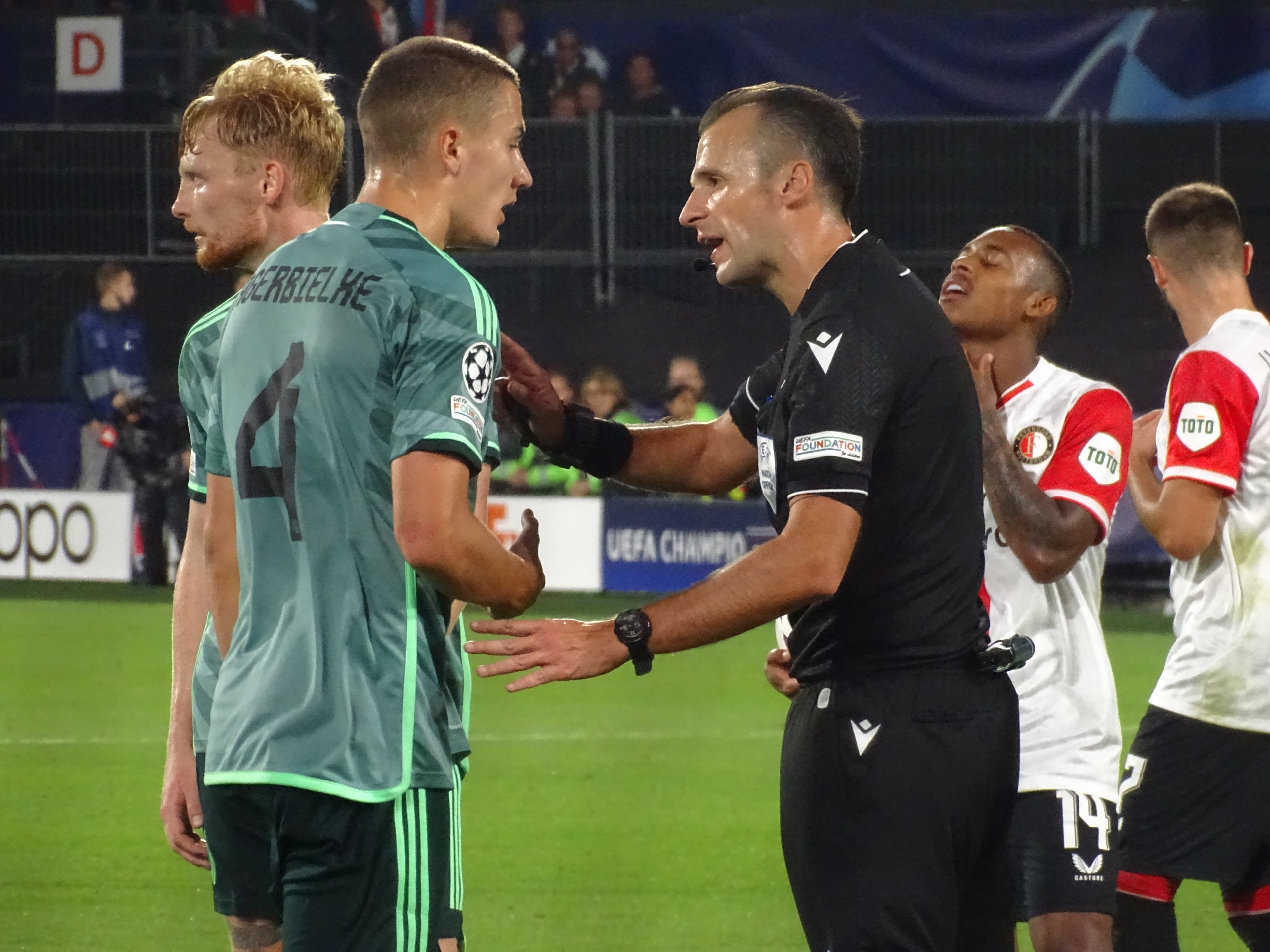 feyenoord-celtic-fc-2-0-jim-breeman-sports-photography-32