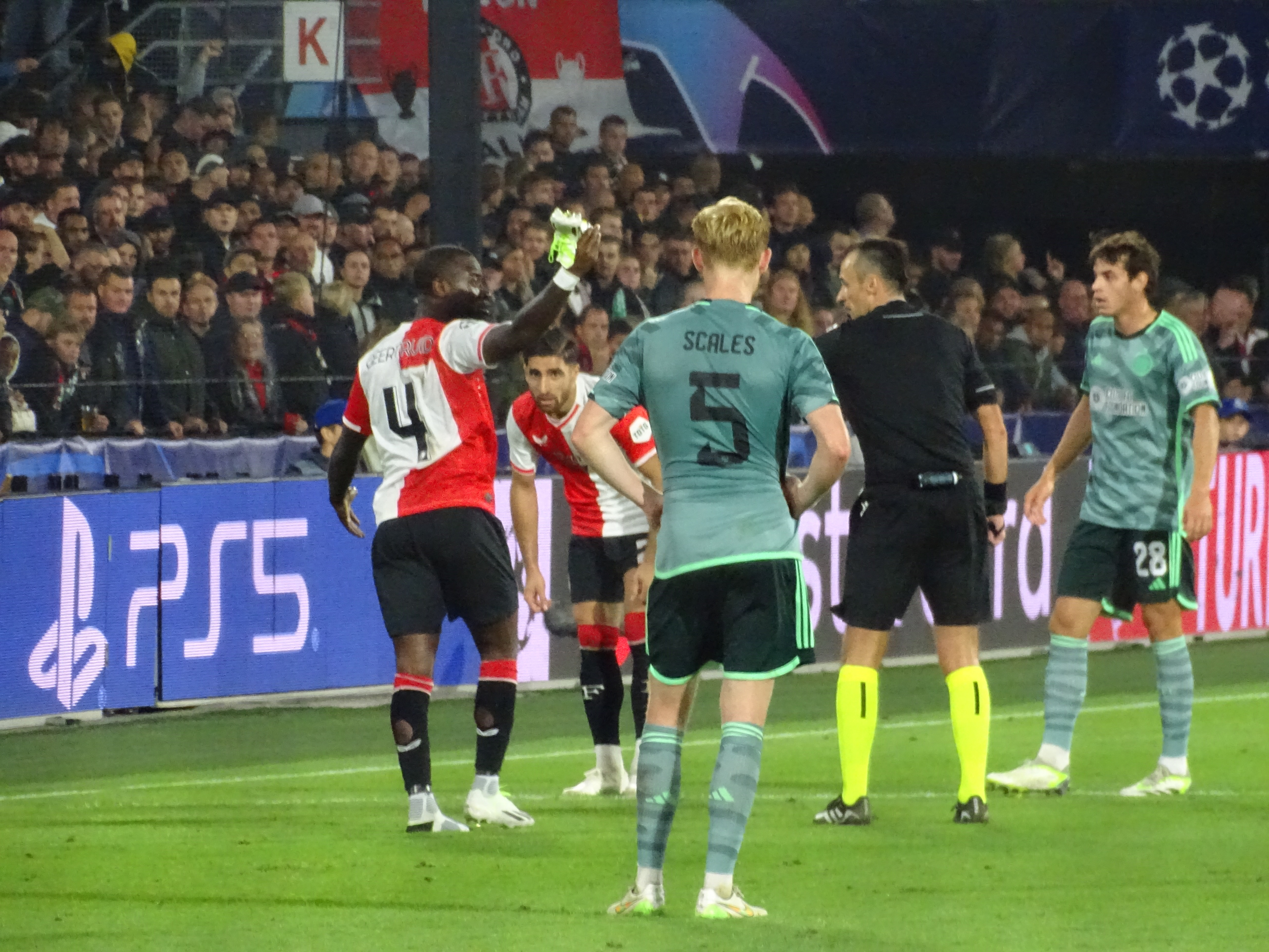 feyenoord-celtic-fc-2-0-jim-breeman-sports-photography-43