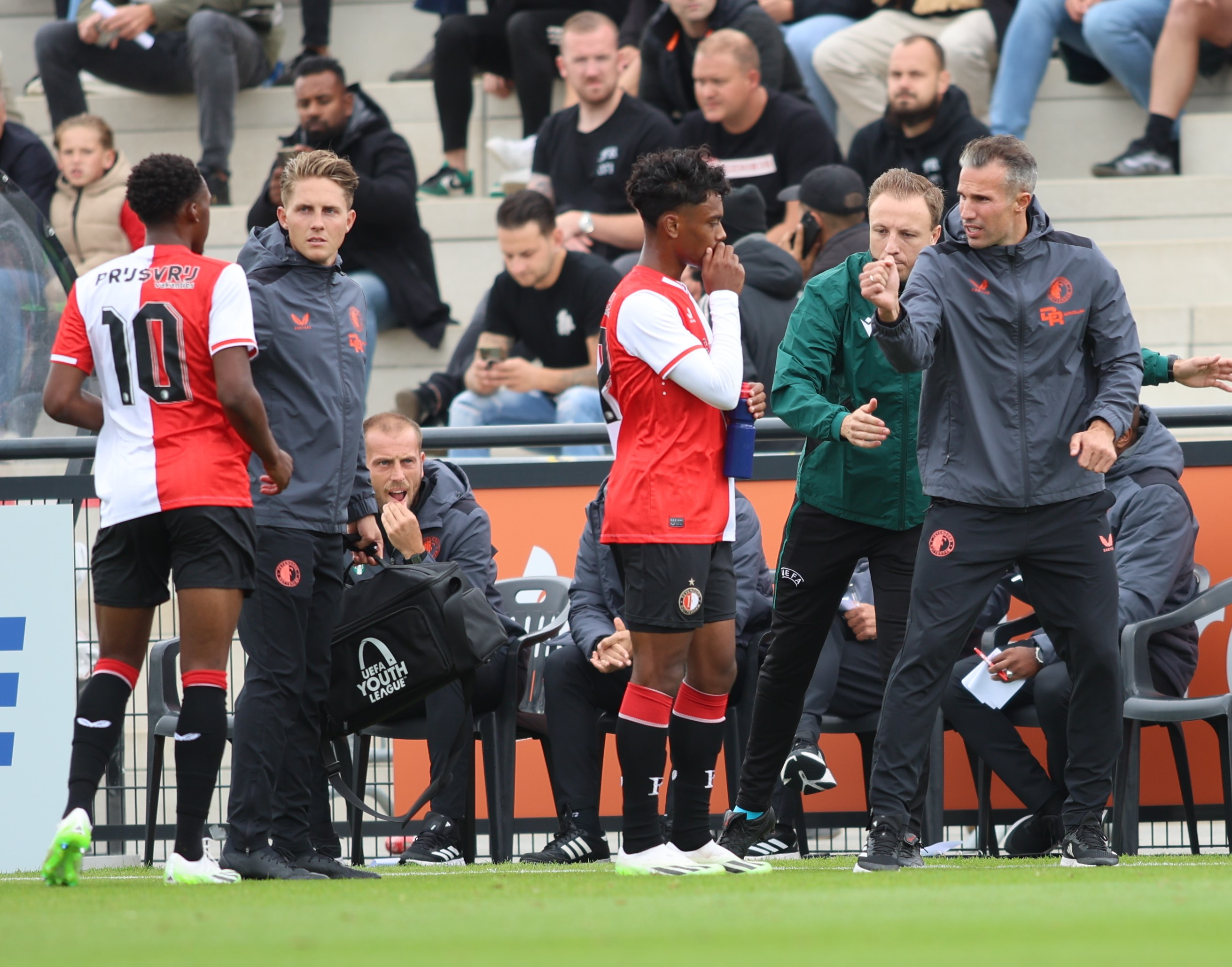 feyenoord-o19-celtic-fc-o19-3-0-jim-breeman-sports-photography-63