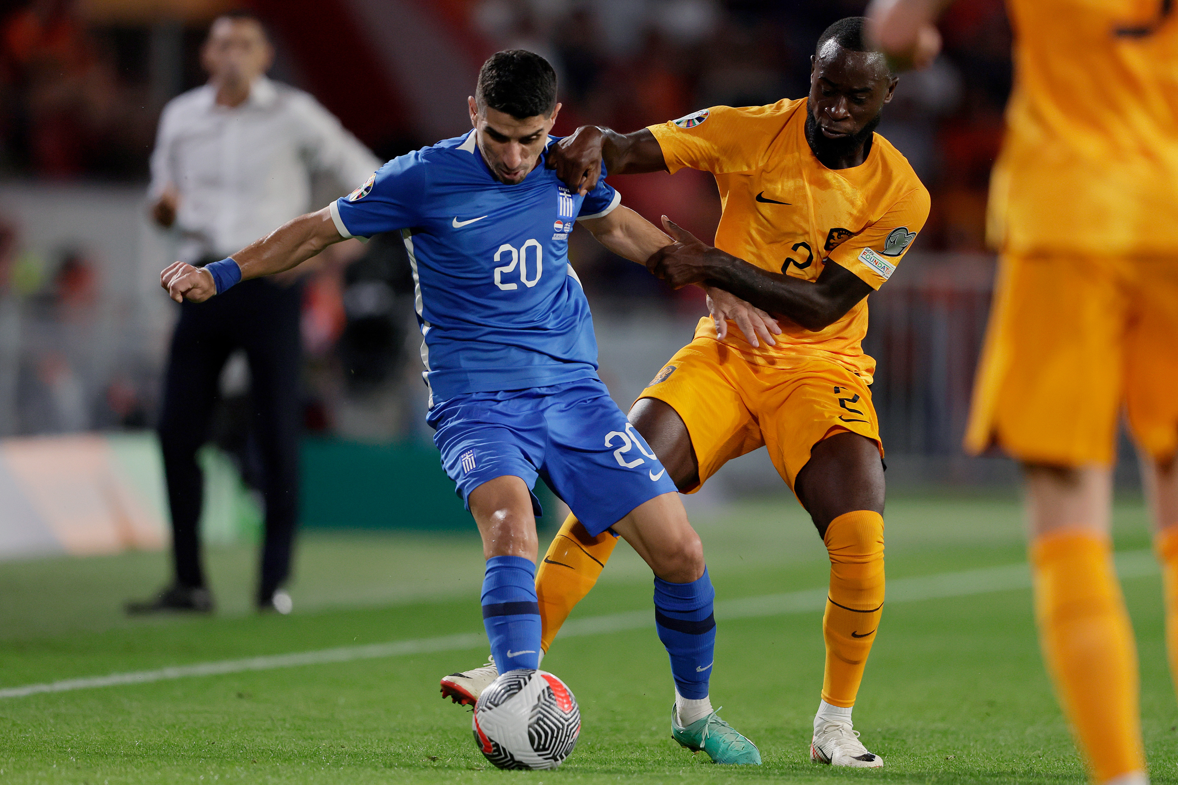 Koeman: “We hebben Geertruida getest en willen geen risico nemen”