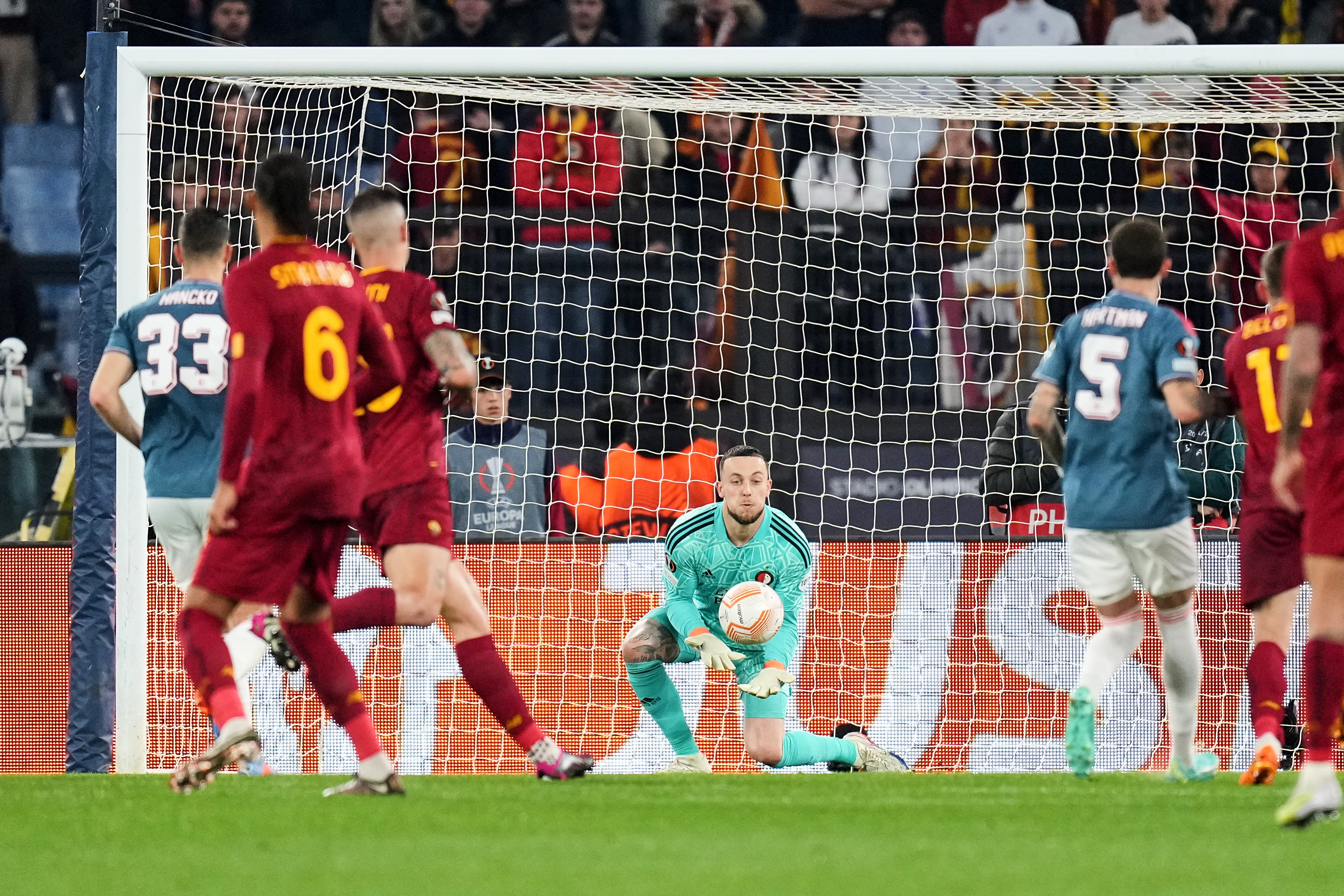 Bijlow uit op revanche tegen AS Roma: "Nu moeten we ze pakken"