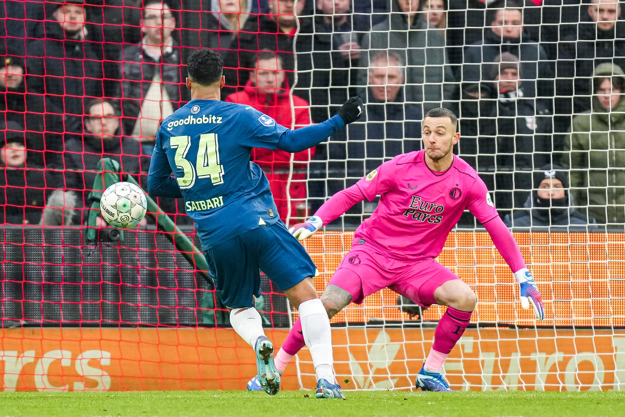 Statistieken Bijlow zeggen weinig: "Een keeper veroordelen op data vind ik niet terecht"