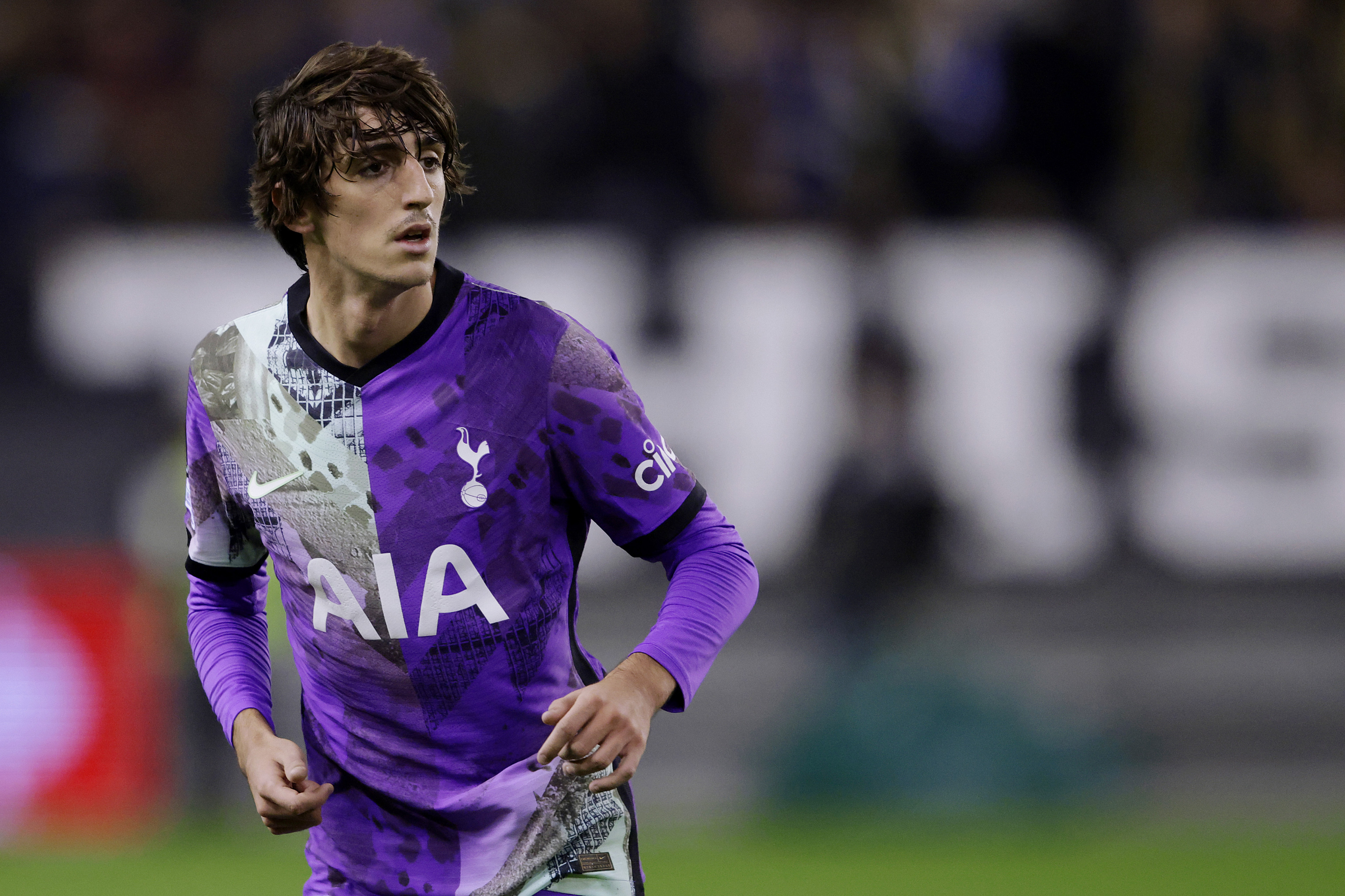 'Feyenoord target Gil blijft Tottenham trouw'