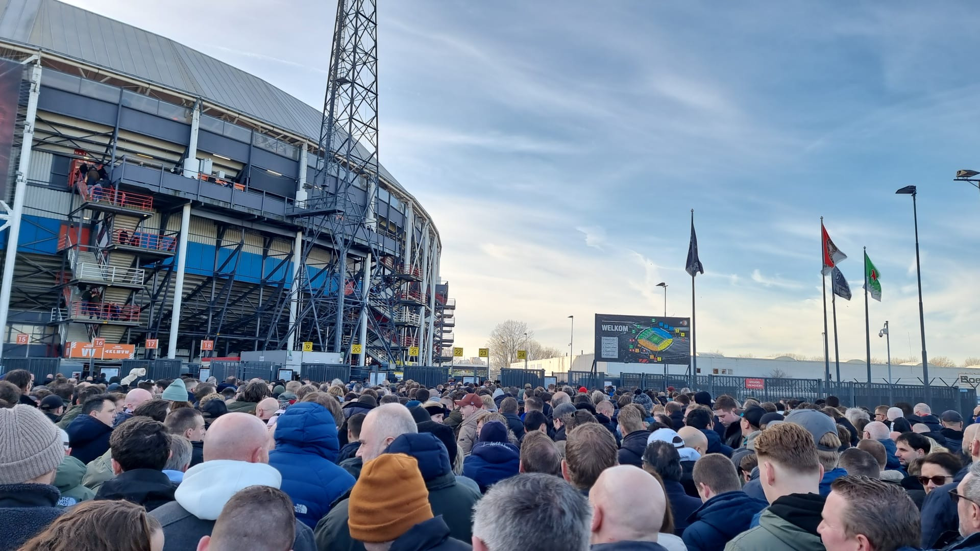 Stadion op vingers getikt: “Blijkbaar wordt er veel gewicht toegekend aan dit soort onderzoekjes”
