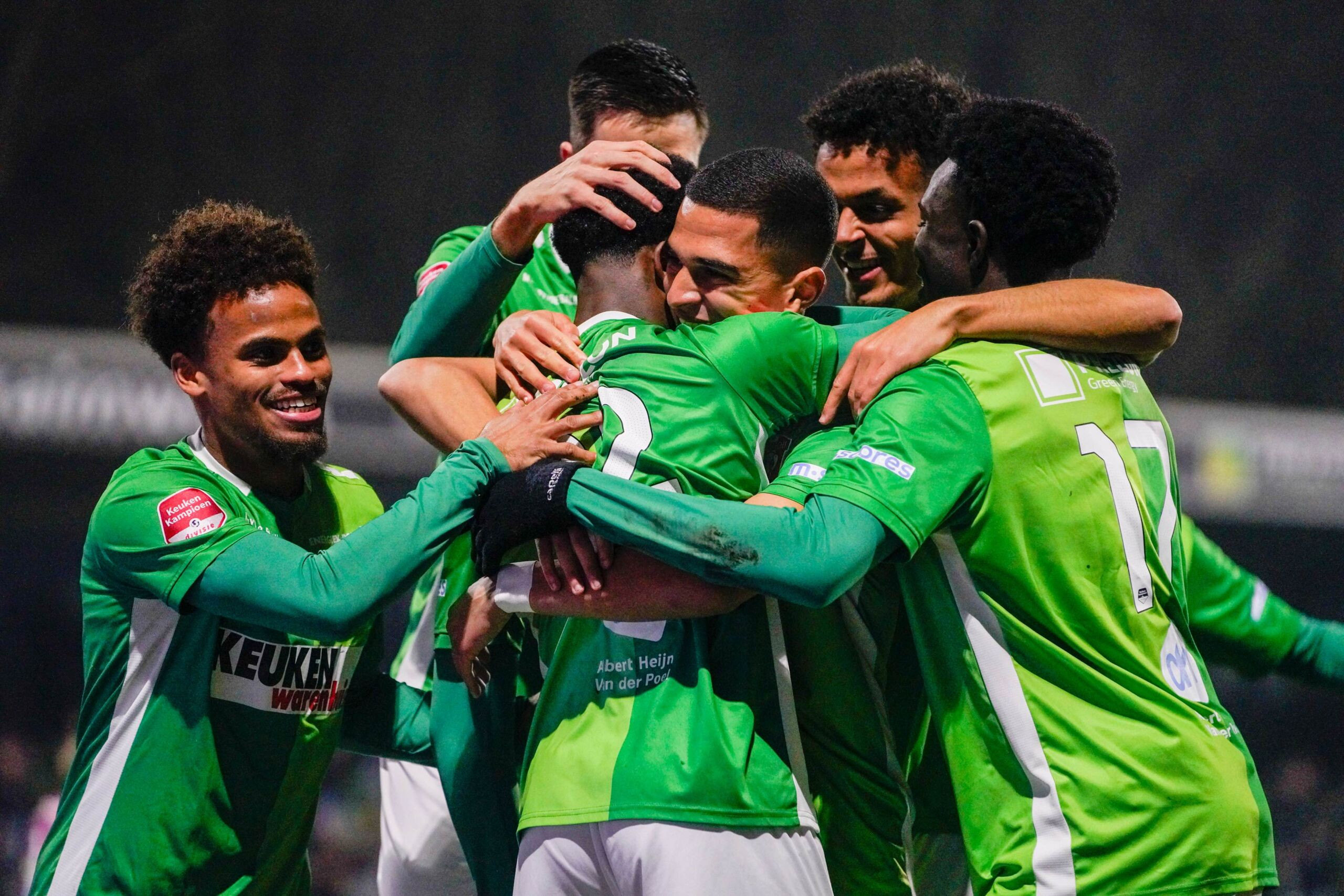 Verhuurde Feyenoorders: 't Zand en Sebaoui bezorgen Dordrecht overwinning