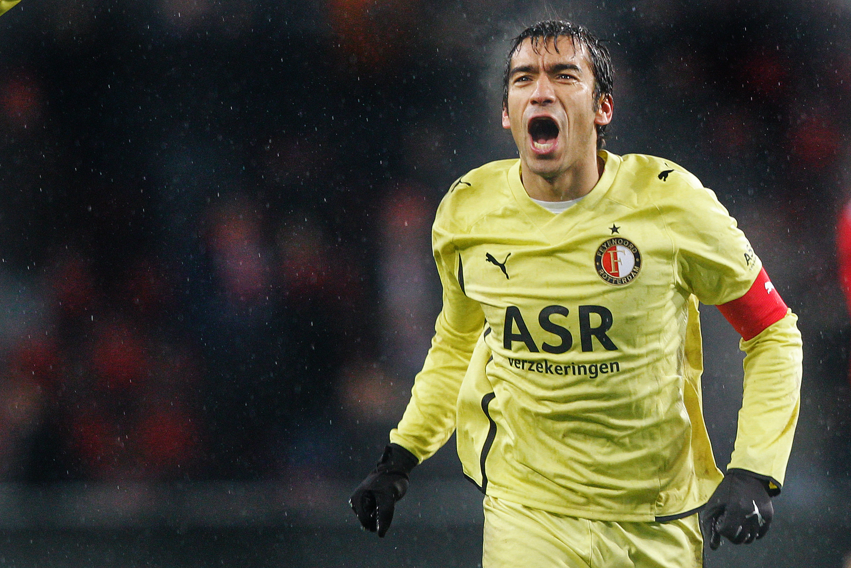 Nieuwe special op Feyenoord ONE: Top 30 momenten van Van Bronckhorst