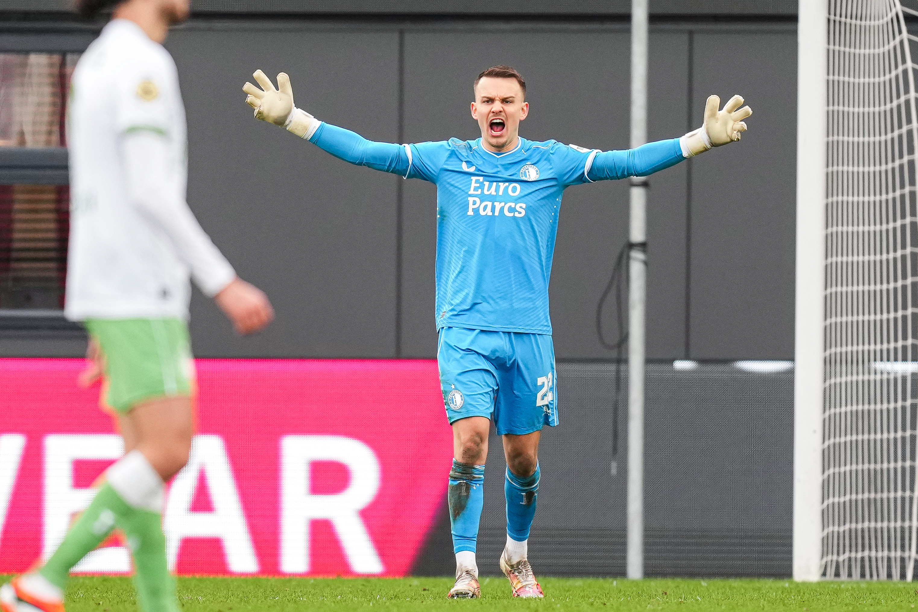 yv2024225yv2024225a1c07780