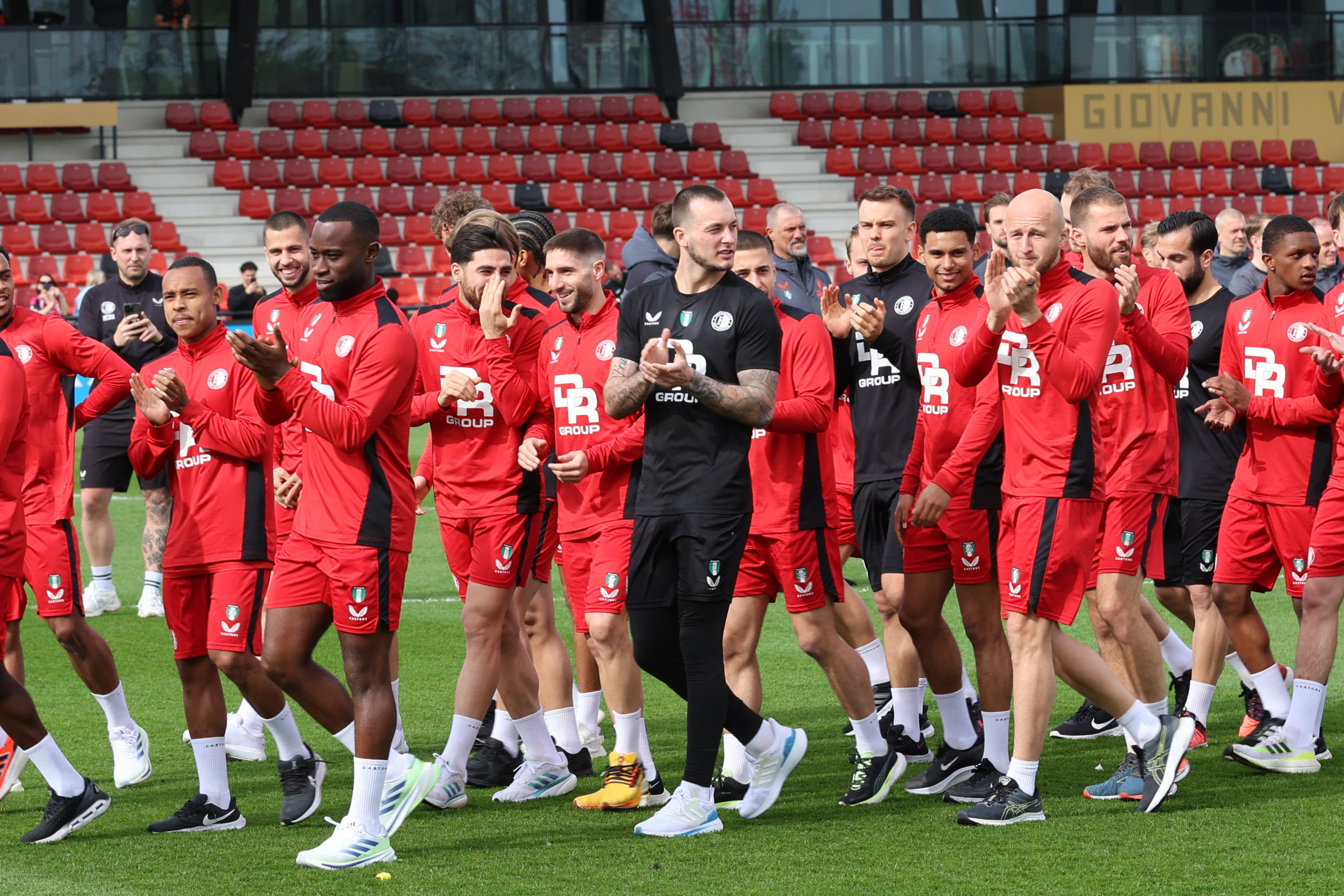 laatste-training-voor-de-klassieker-thuis-jim-breeman-sports-photography-27