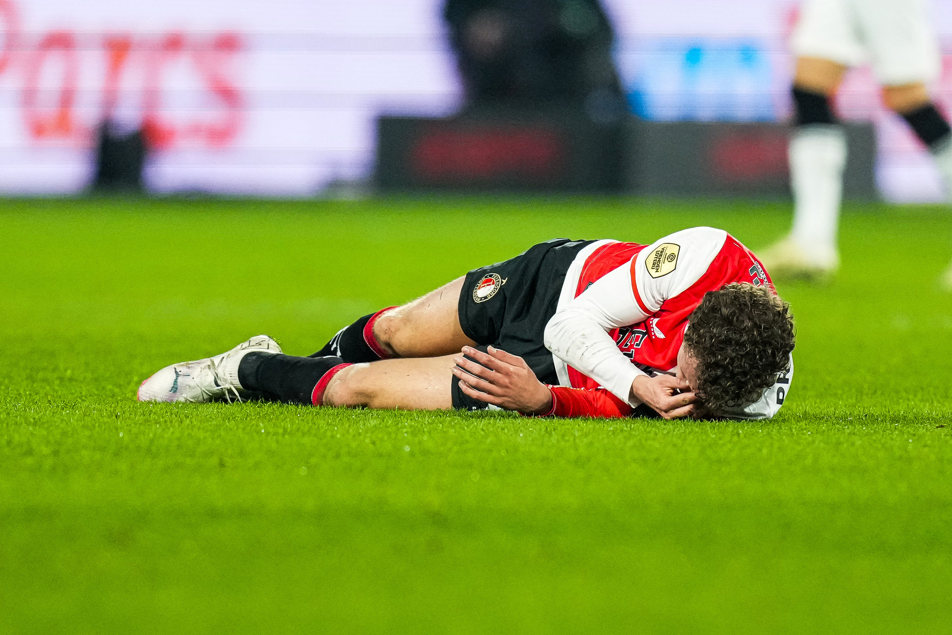 Wieffer werkt binnenprogramma af; bekerfinale hoogst onzeker