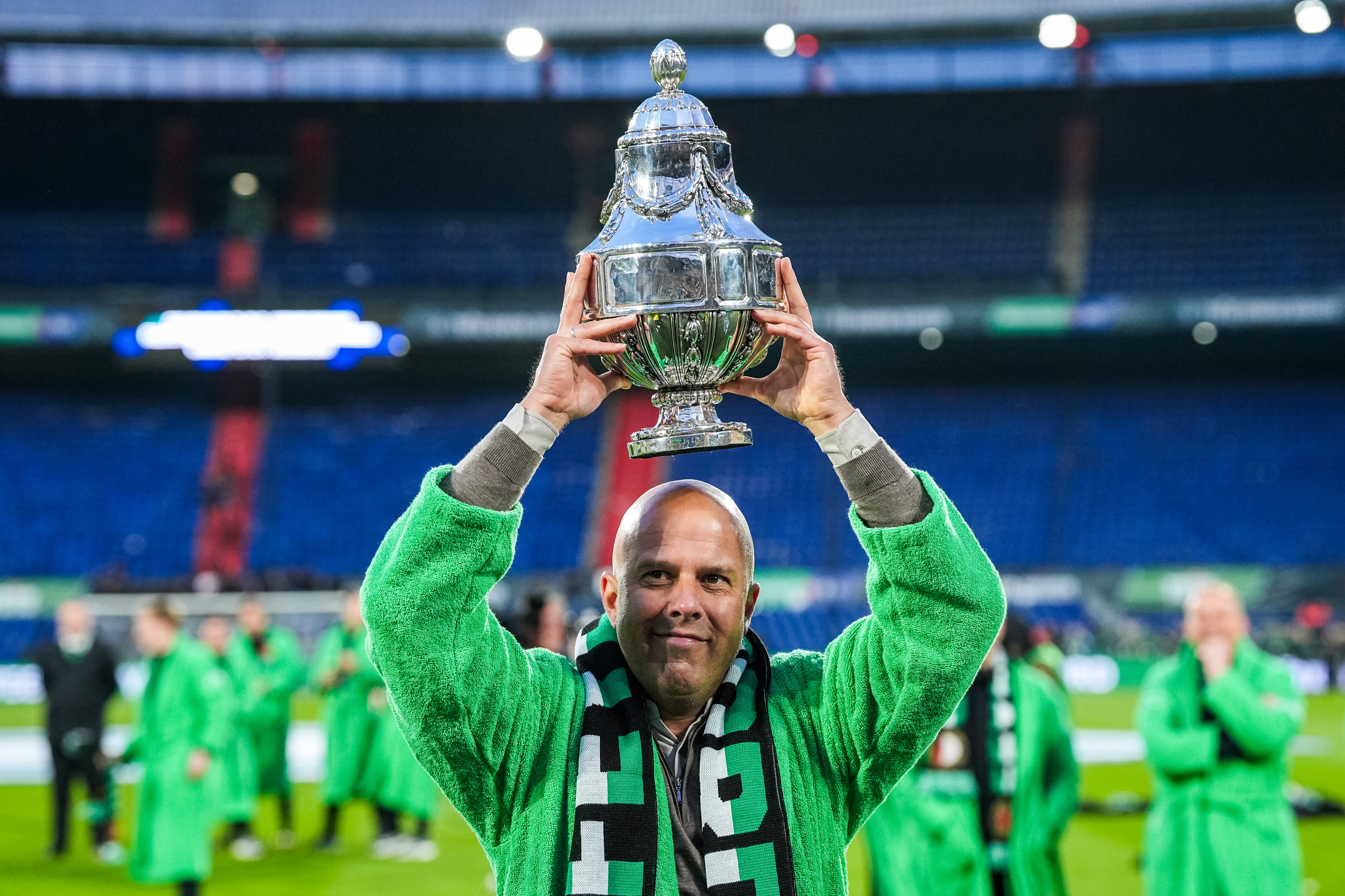 Arne Slot met KNVB Beker | VK Sportphoto