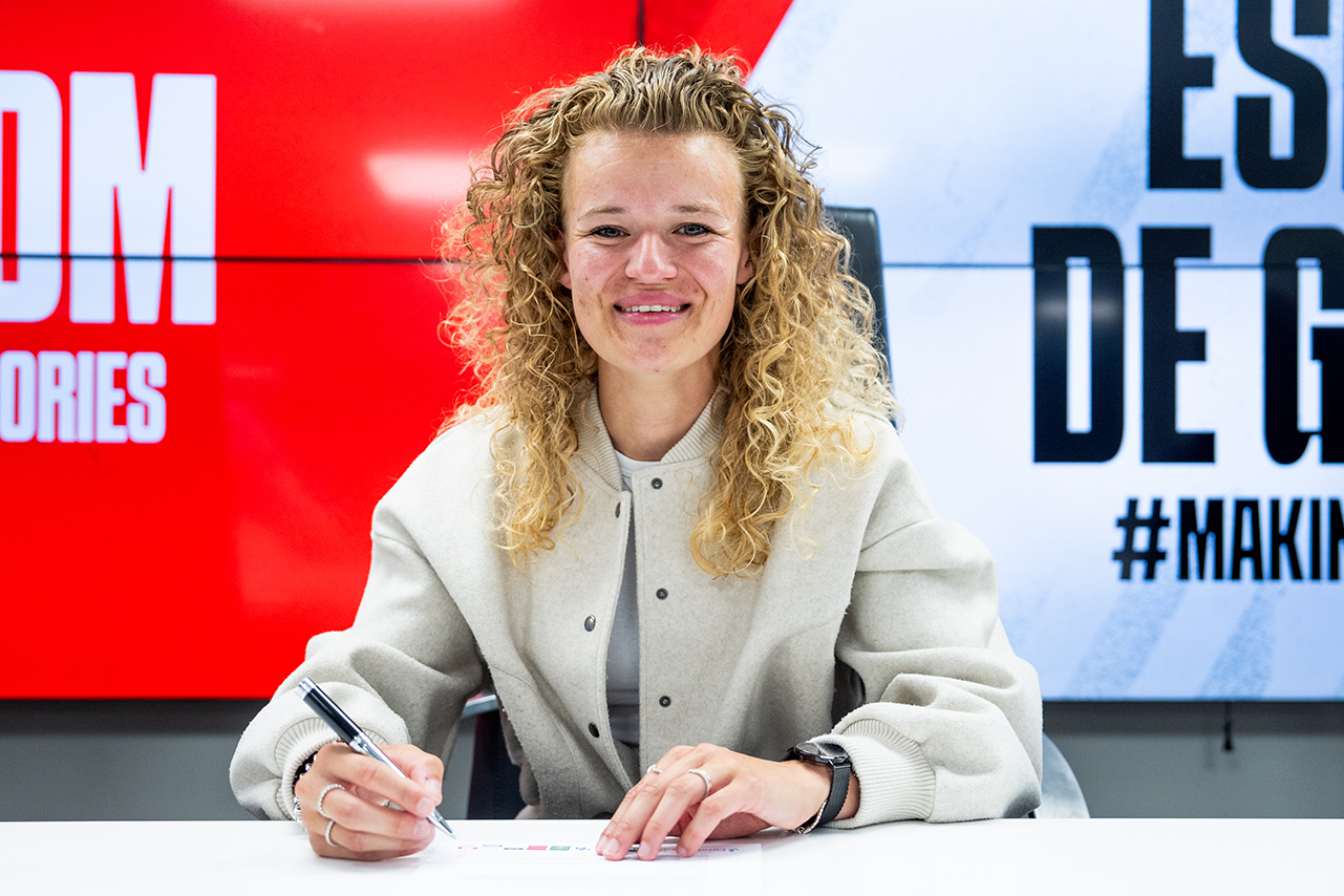 Contract Esmee de Graaf verlengd tot 2025