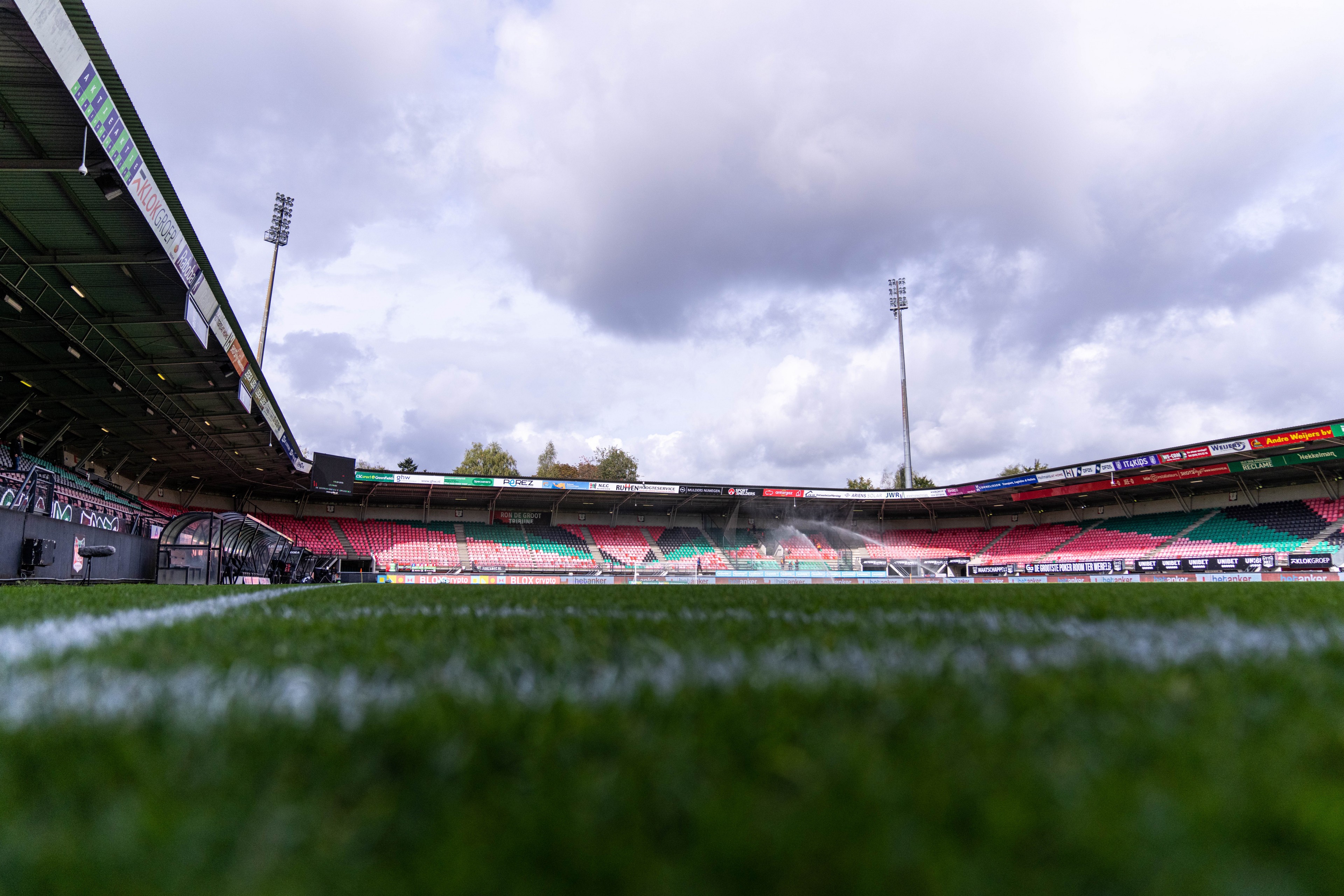 LIVE • Feyenoord zaterdagmiddag op bezoek bij N.E.C.
