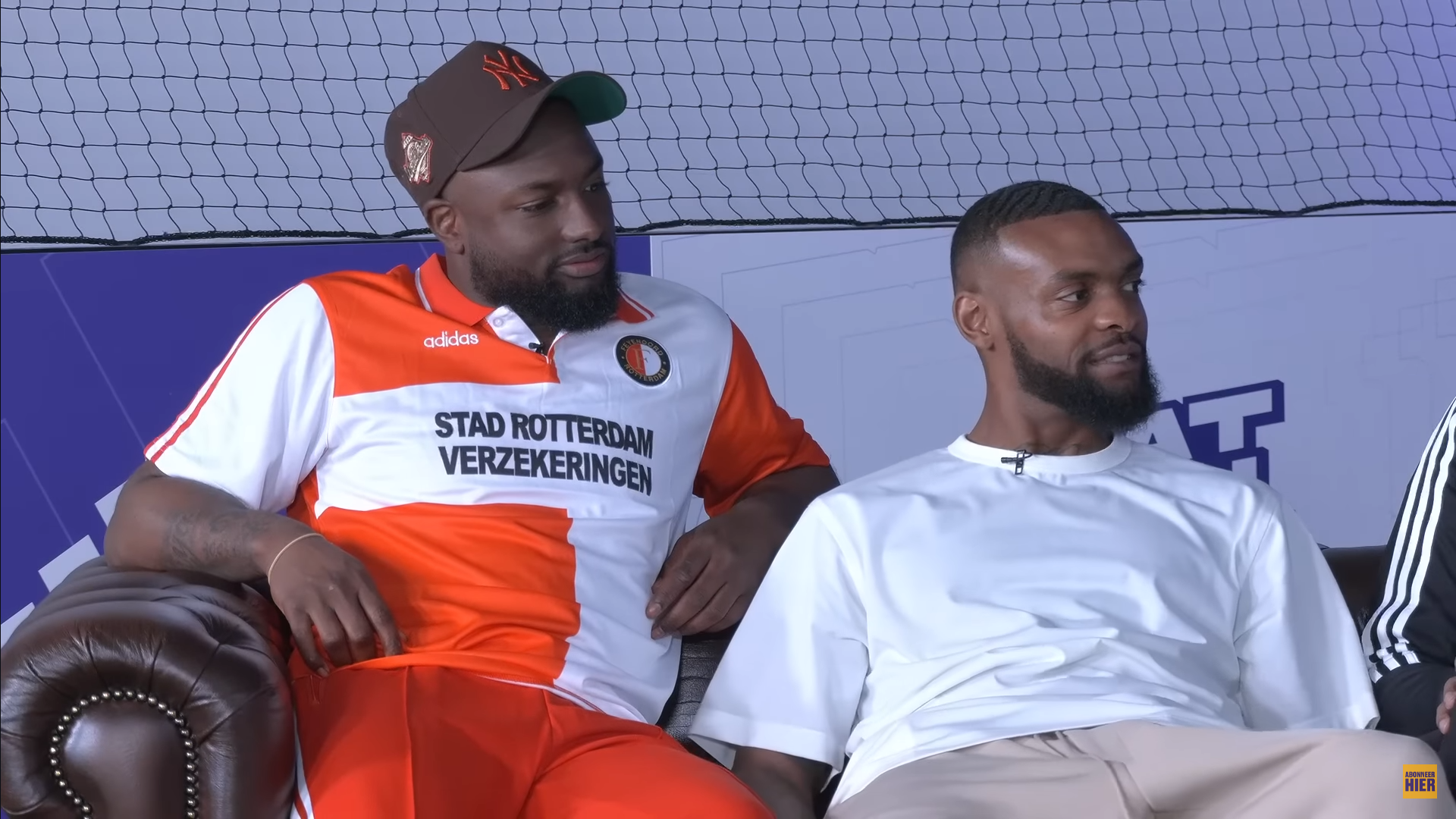 Oud-PSV'er Willems verschijnt in Feyenoord-shirt bij voetbaltalkshow