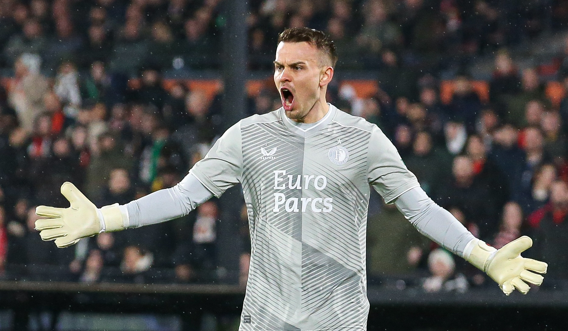 Wellenreuther langer bij Feyenoord • It's happening!