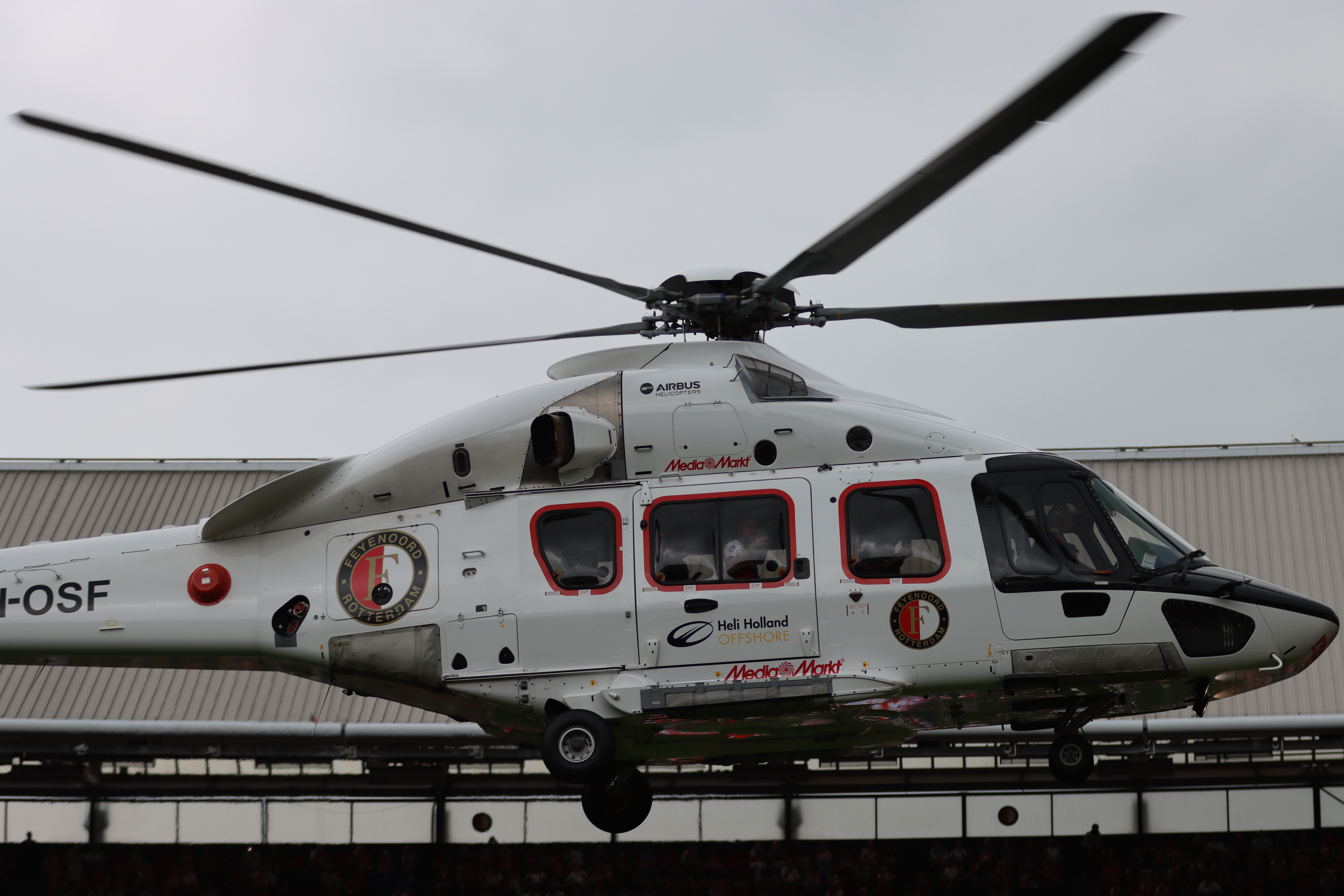 Helikopter geland: Feyenoord presenteert Gonçalo Borges