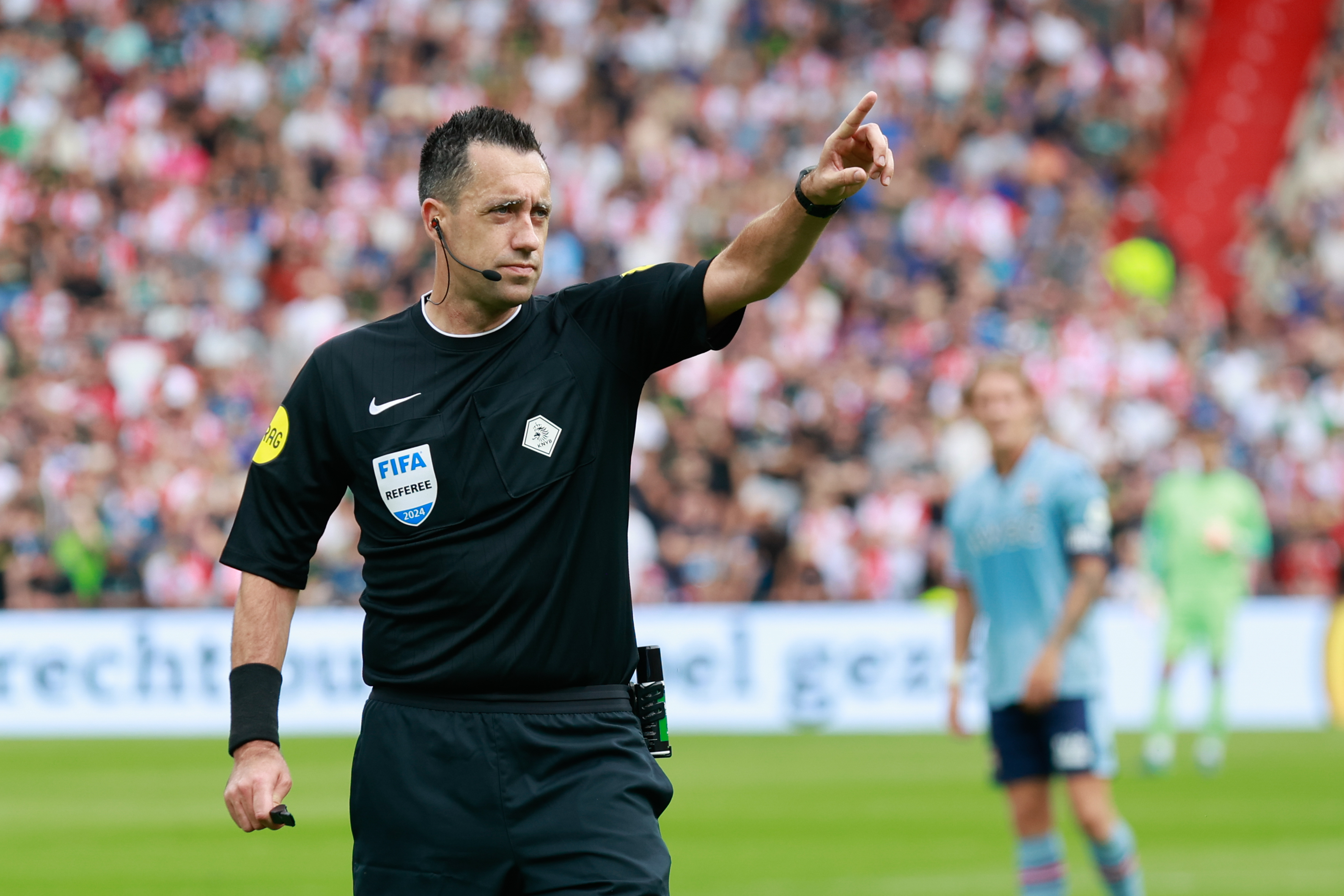 Higler fluit Excelsior - Feyenoord