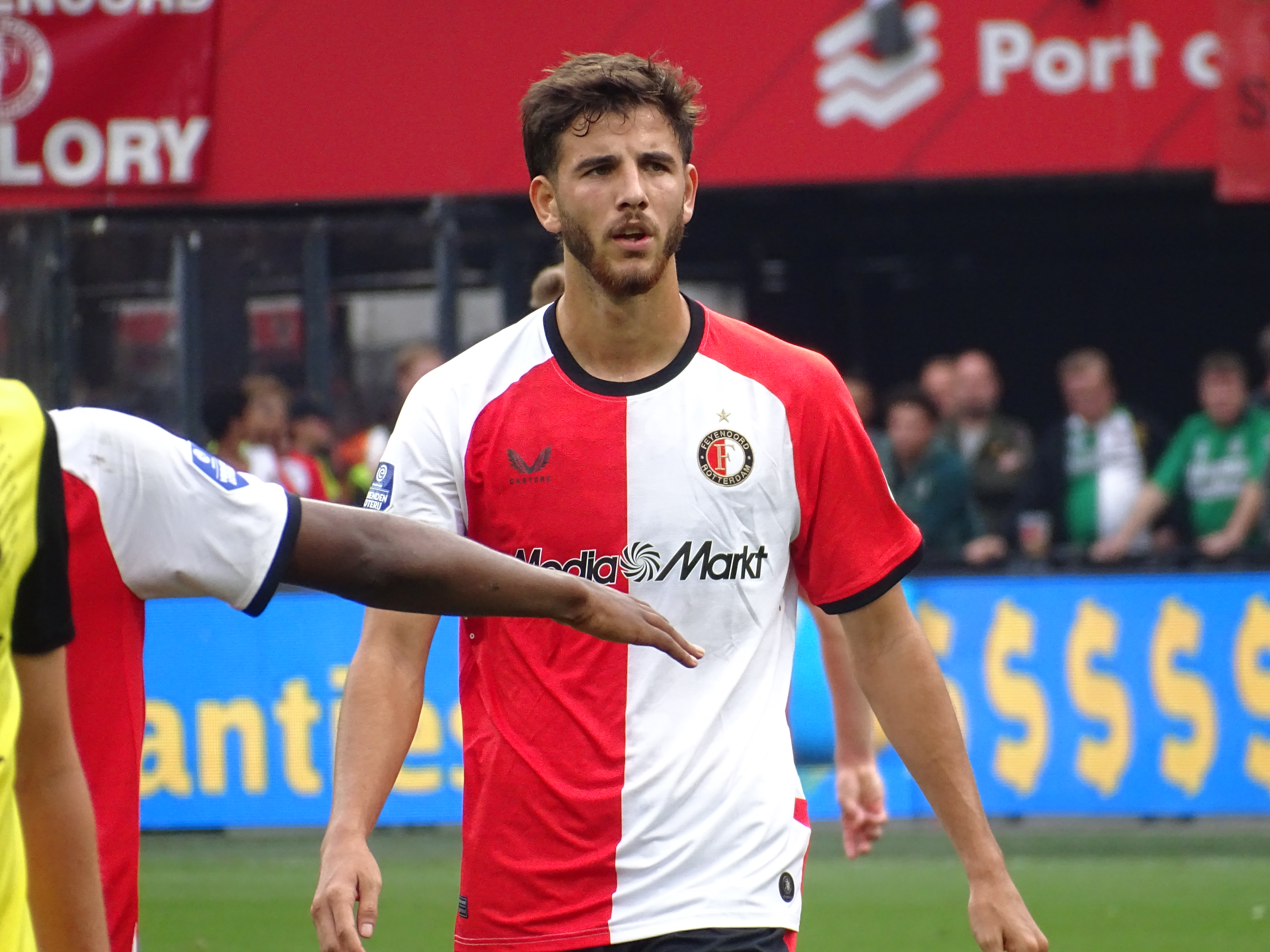Van Persie over vermeend vertrek Gonzalez: "Die keuze is nog niet gemaakt"
