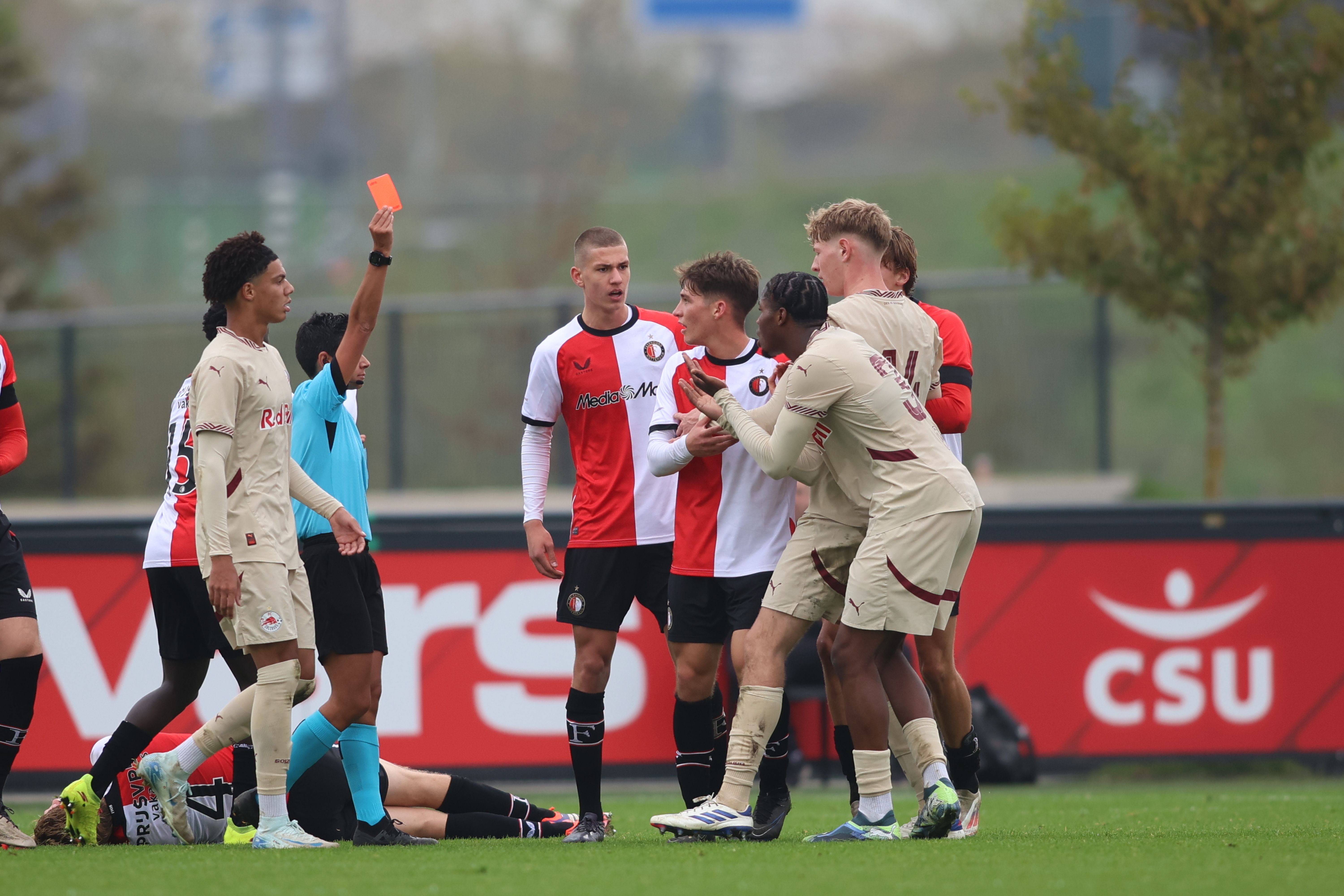 feyenoord-o19-fc-salzburg-o19-2-2-jim-breeman-sports-photography-143