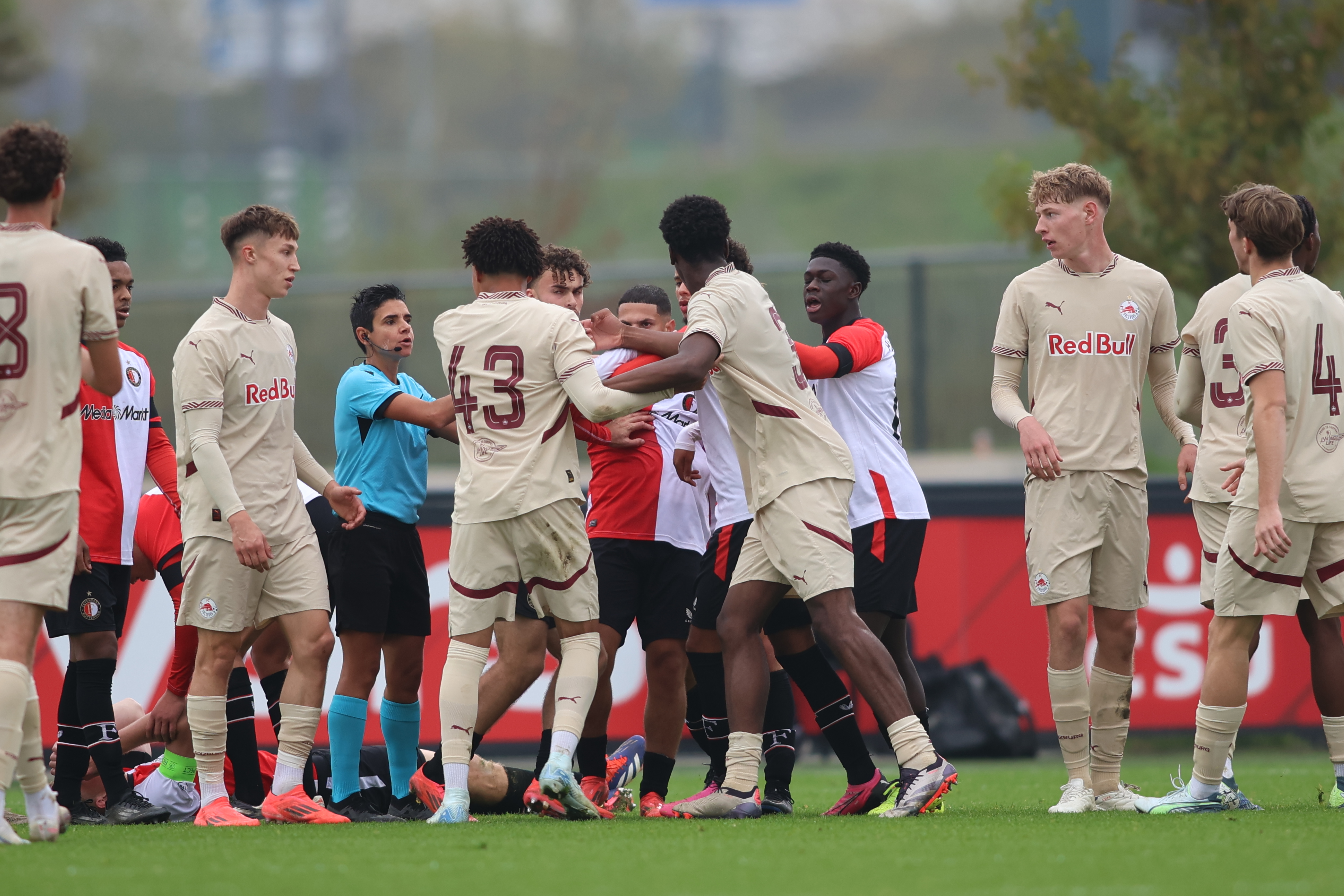 feyenoord-o19-fc-salzburg-o19-2-2-jim-breeman-sports-photography-146