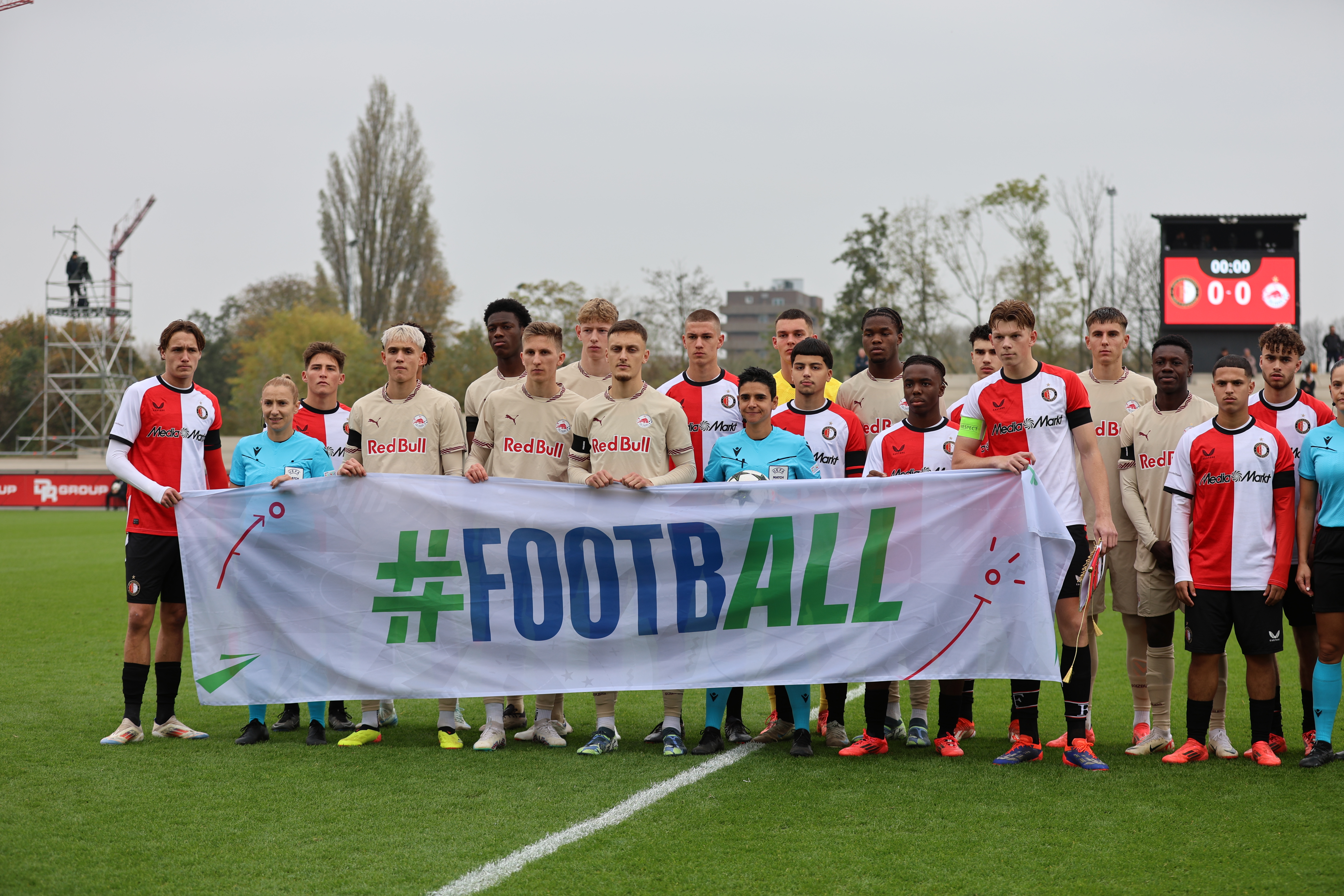 feyenoord-o19-fc-salzburg-o19-2-2-jim-breeman-sports-photography-29