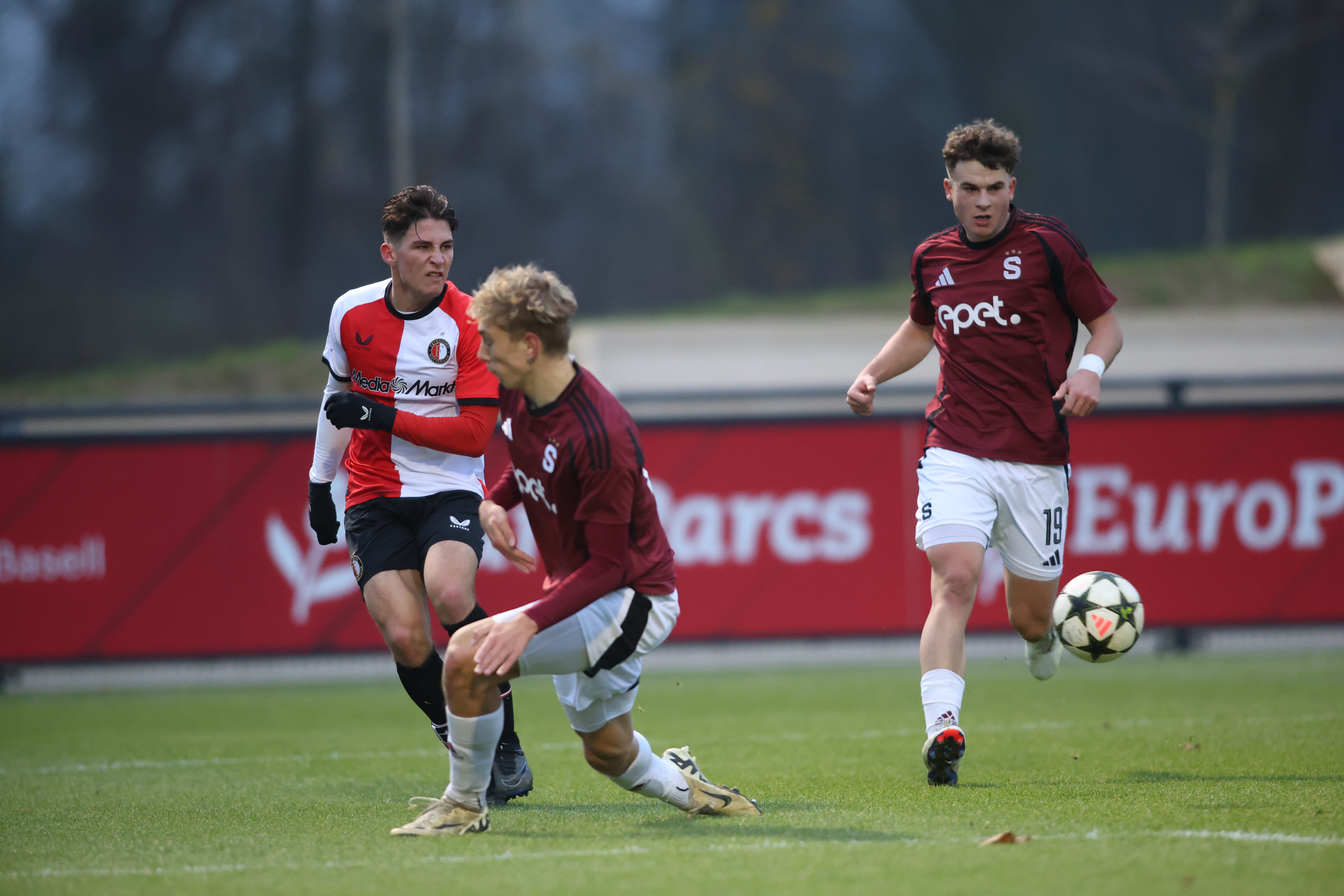 feyenoord-o19-sparta-praag-o19-3-0-jim-breeman-sports-photography-10