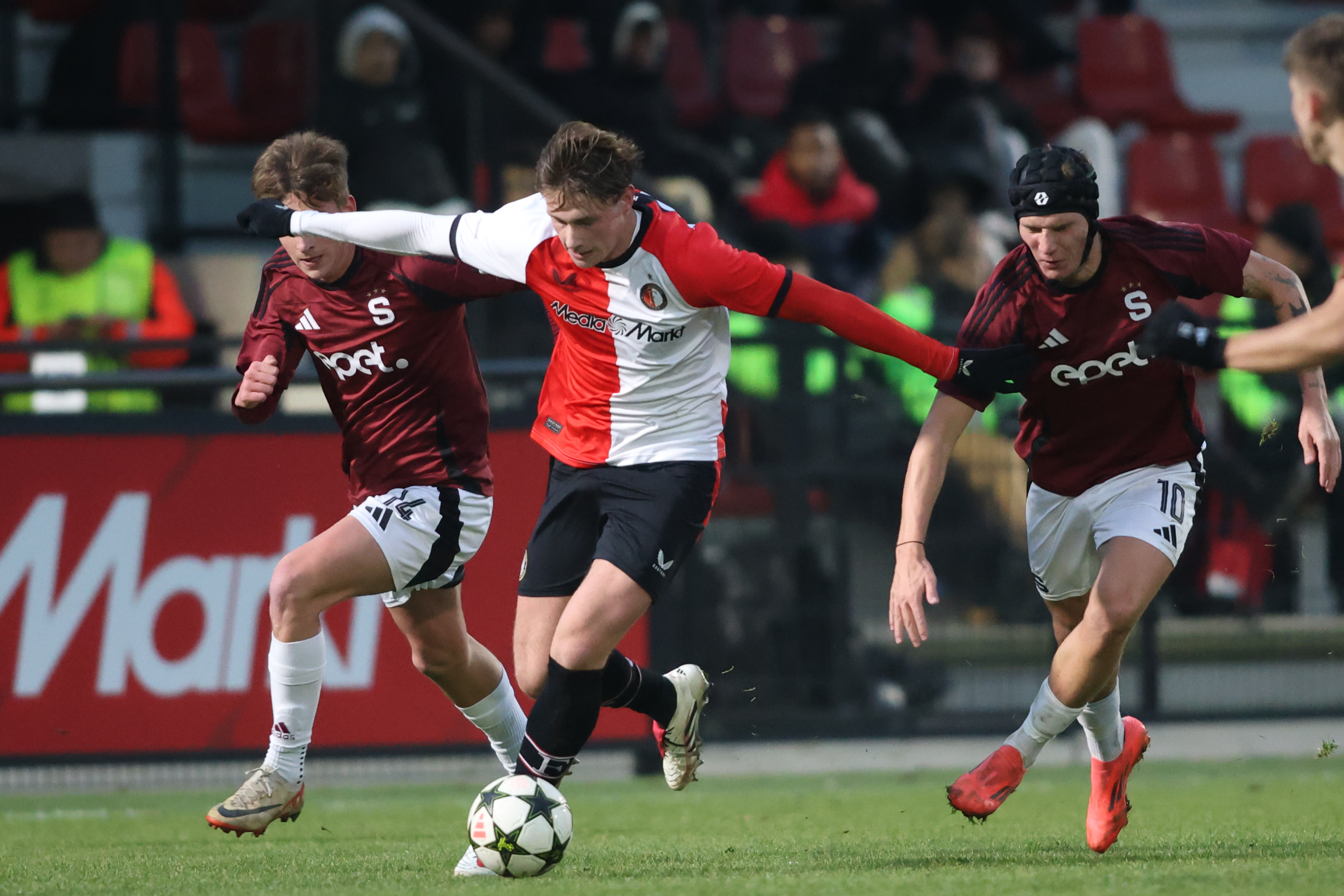 feyenoord-o19-sparta-praag-o19-3-0-jim-breeman-sports-photography-25