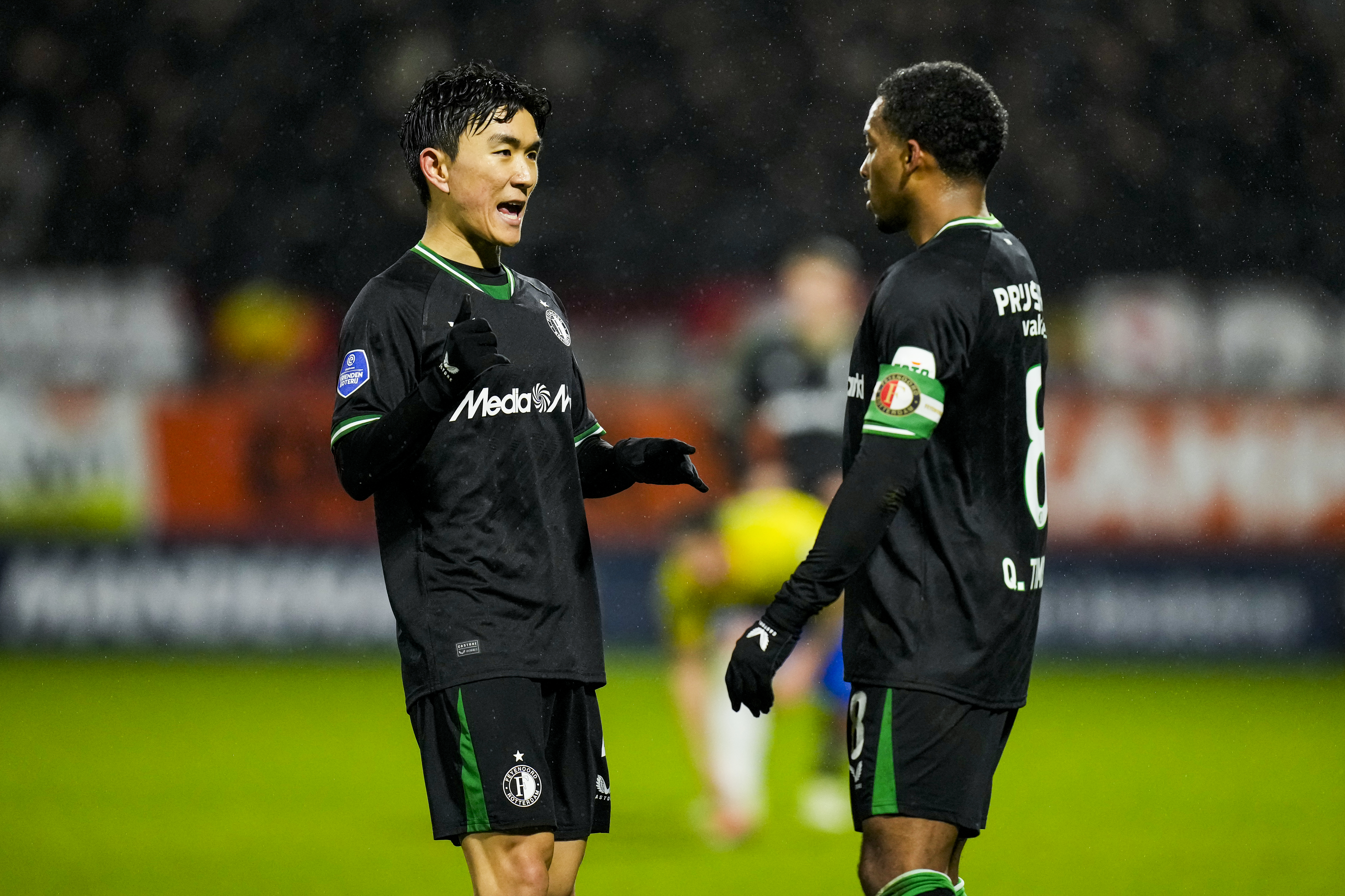 'Feyenoord kan snel weer beschikken over Timber en Hwang'
