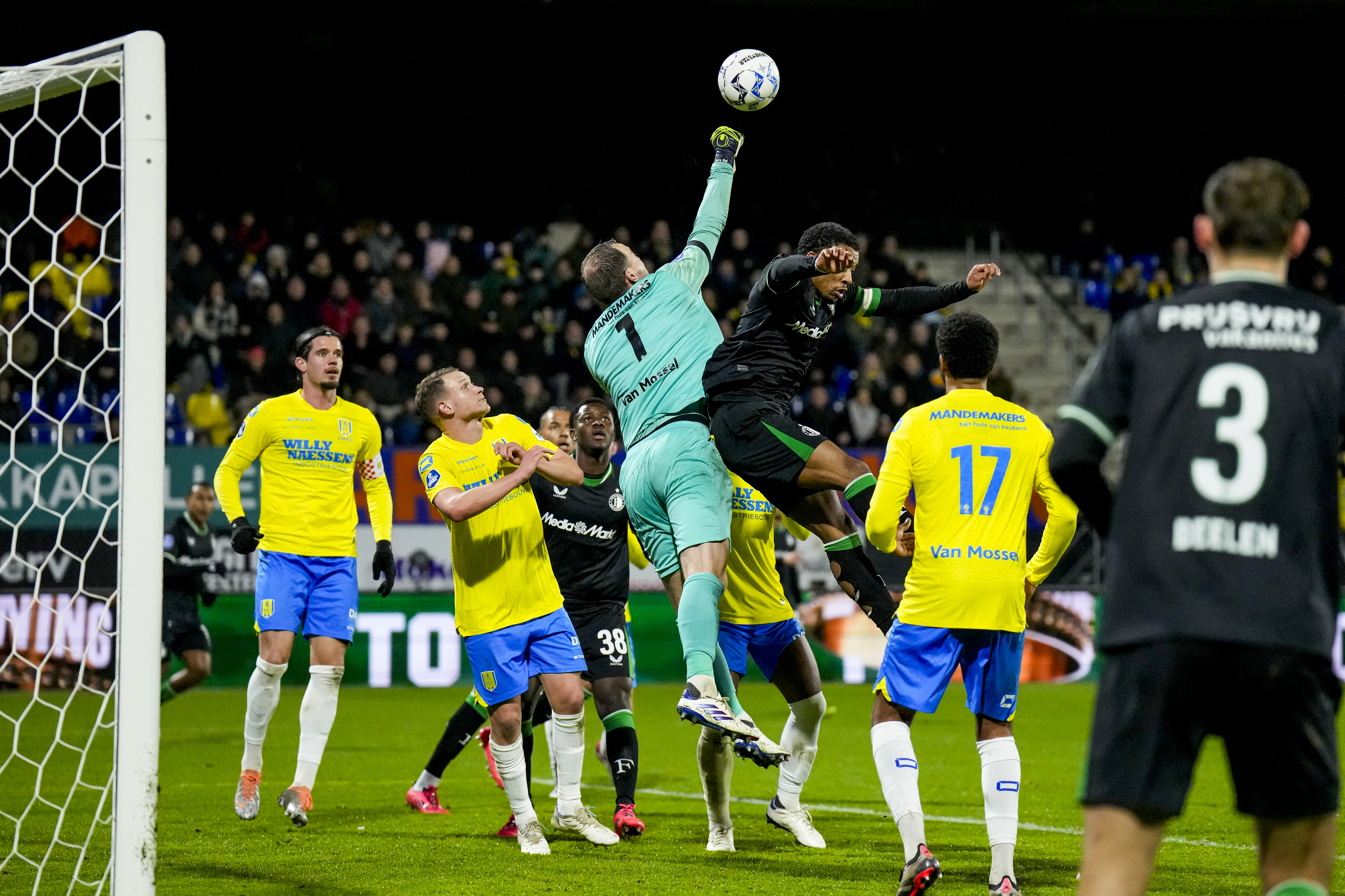 Statistieken RKC-Feyenoord (2-3): Feyenoord neemt wel afstand met aantal corners